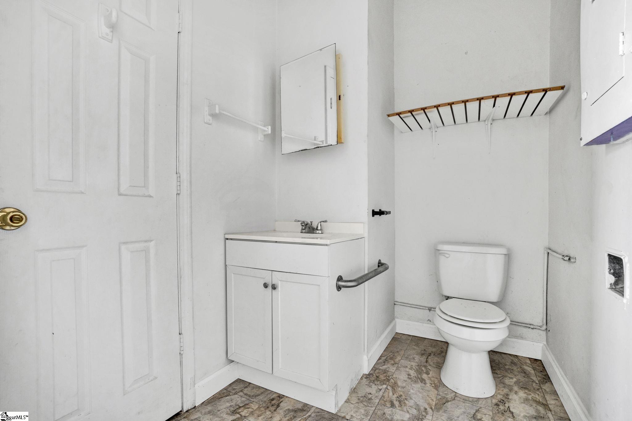 1601852 Property Photo 19