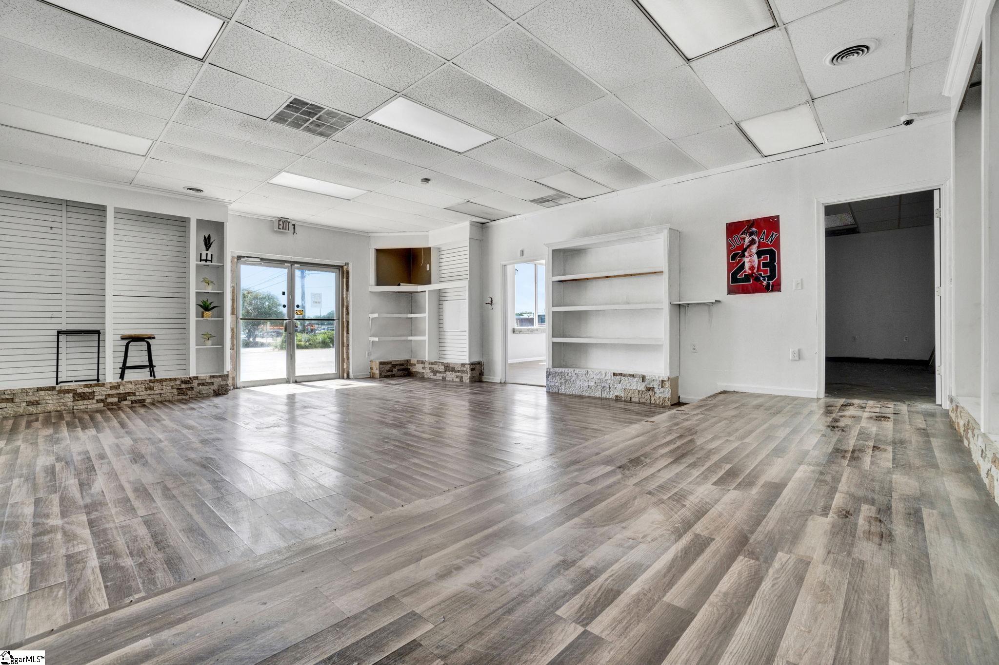 1601852 Property Photo 21