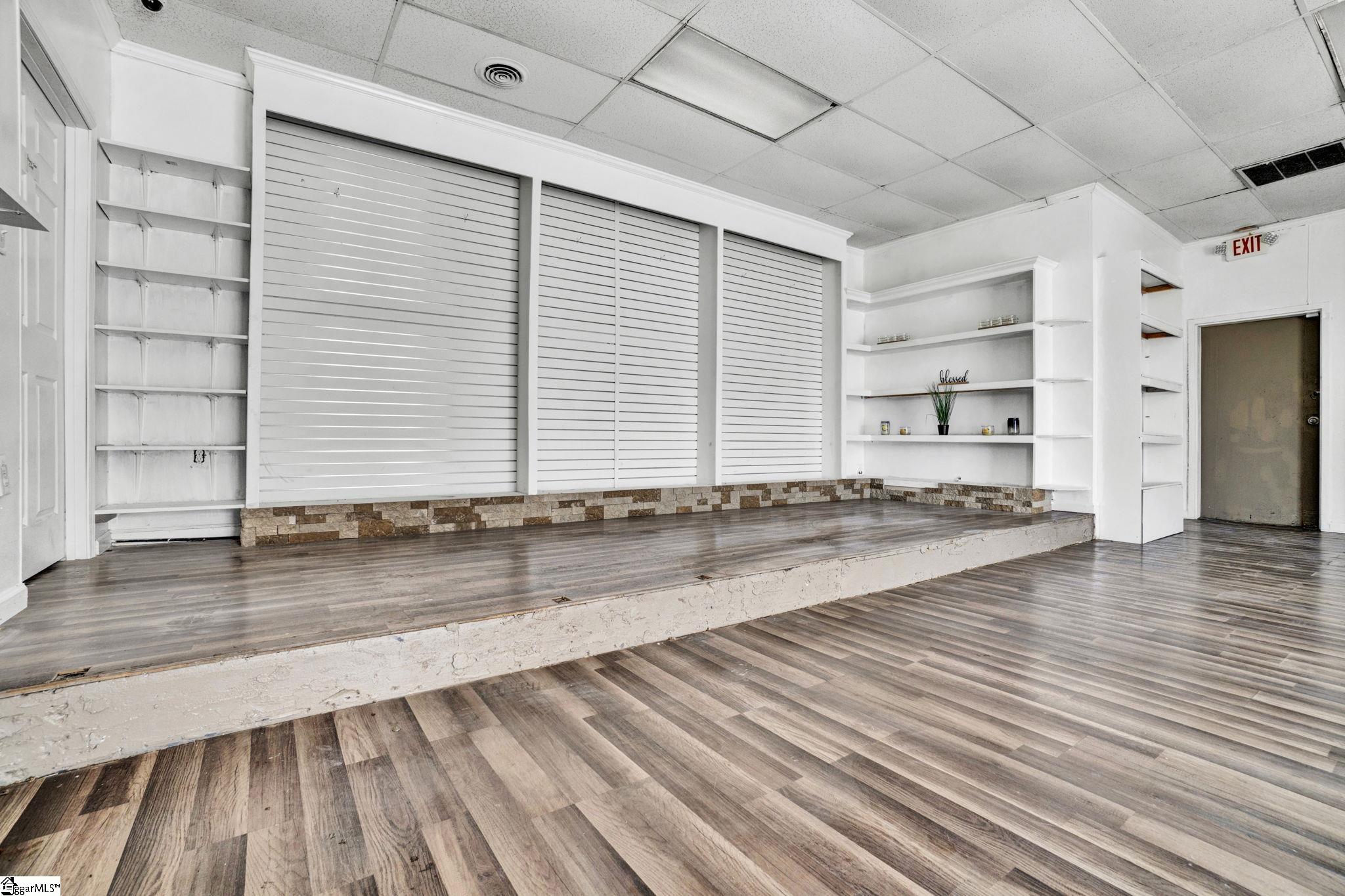 1601852 Property Photo 23