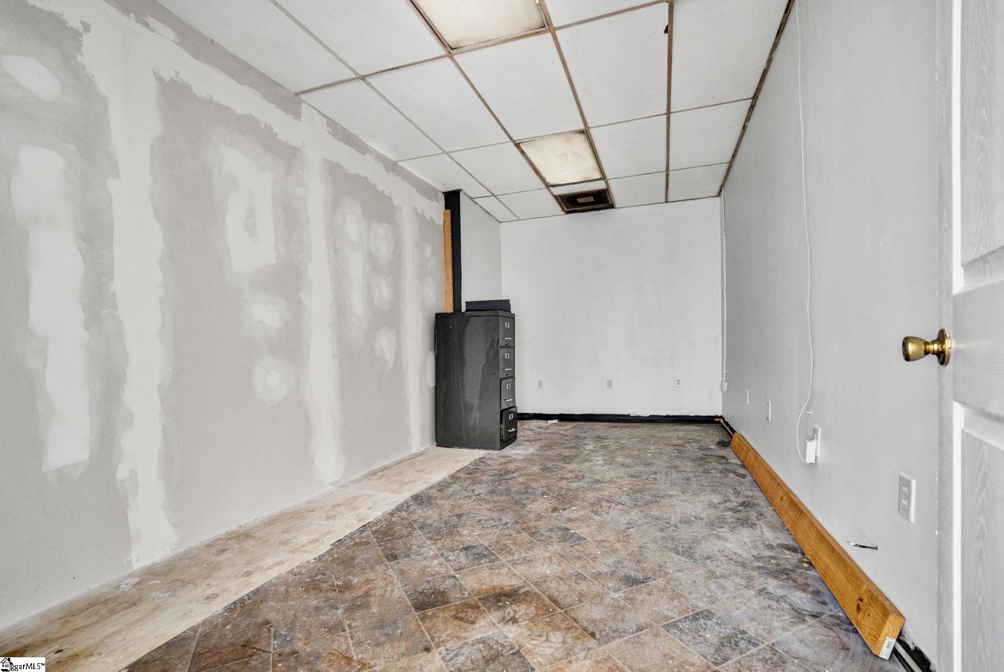 1601852 Property Photo 26