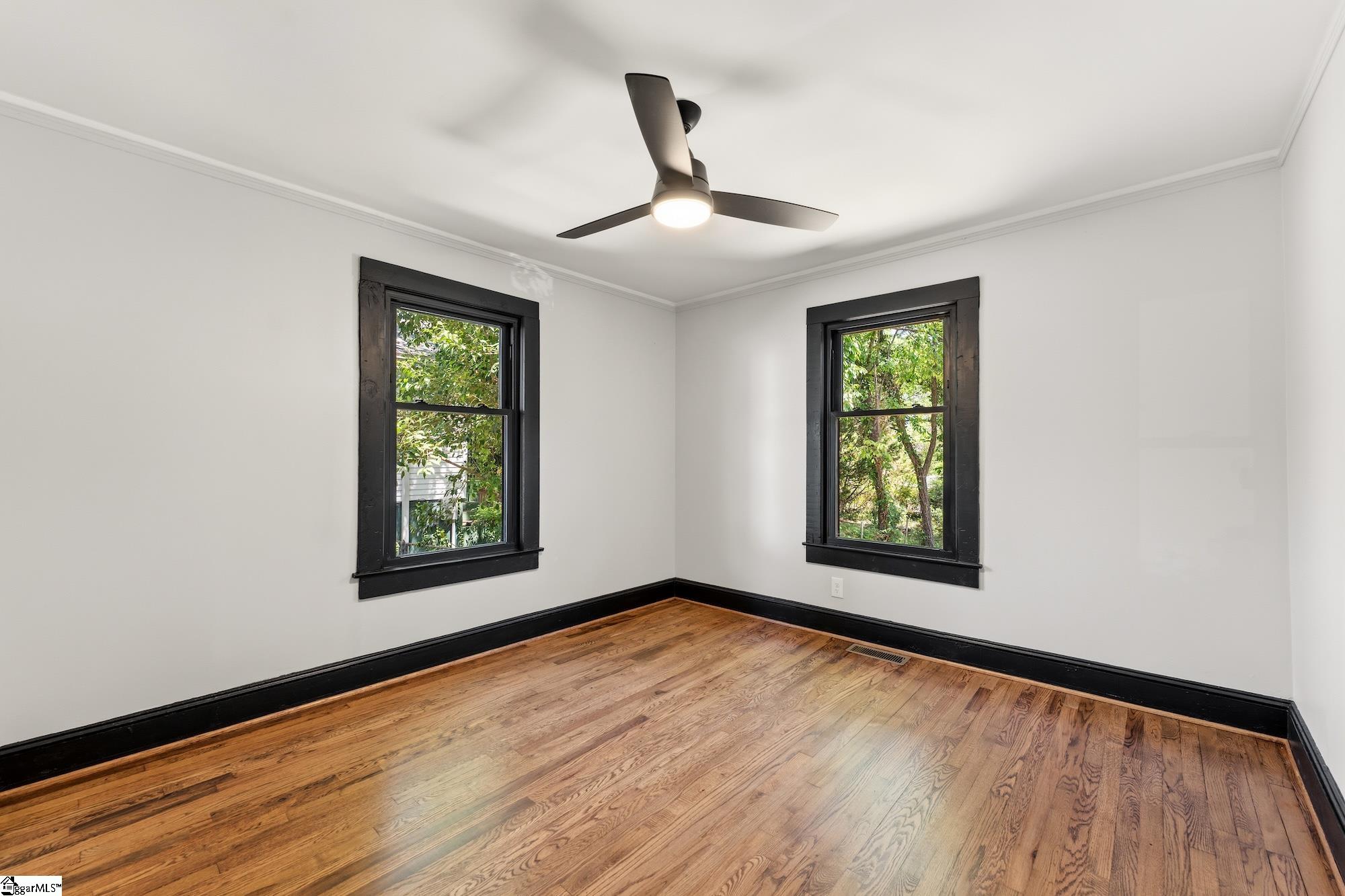 806 Perry Road Property Photo 30