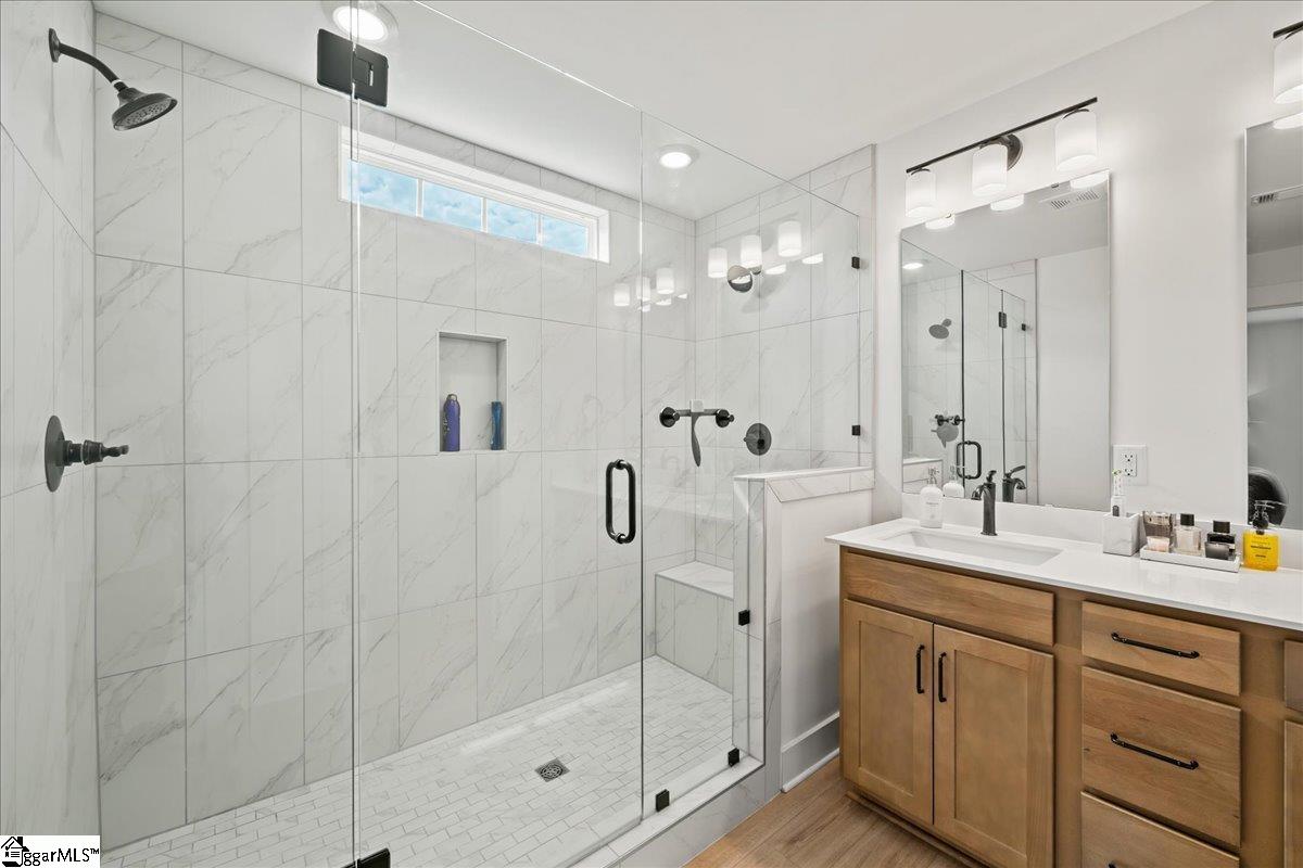 215 Founders Boulevard Property Photo 22
