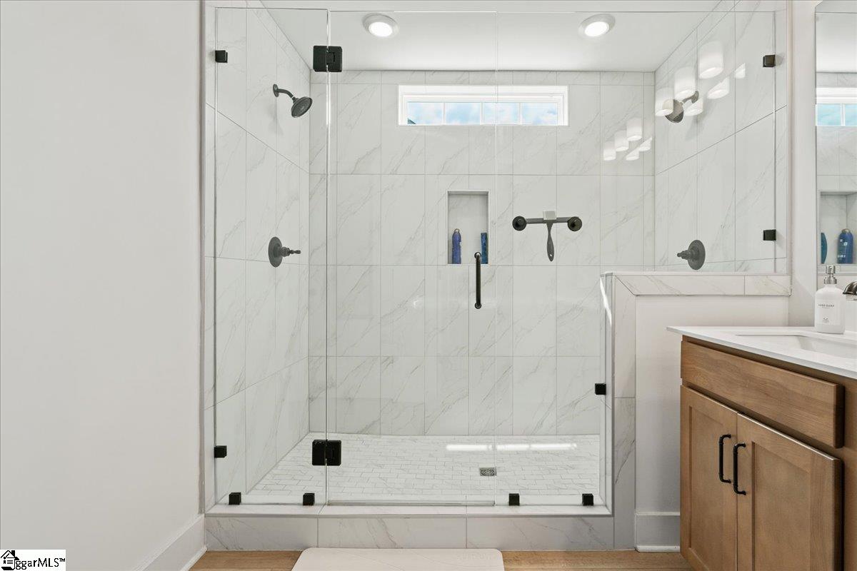 215 Founders Boulevard Property Photo 23