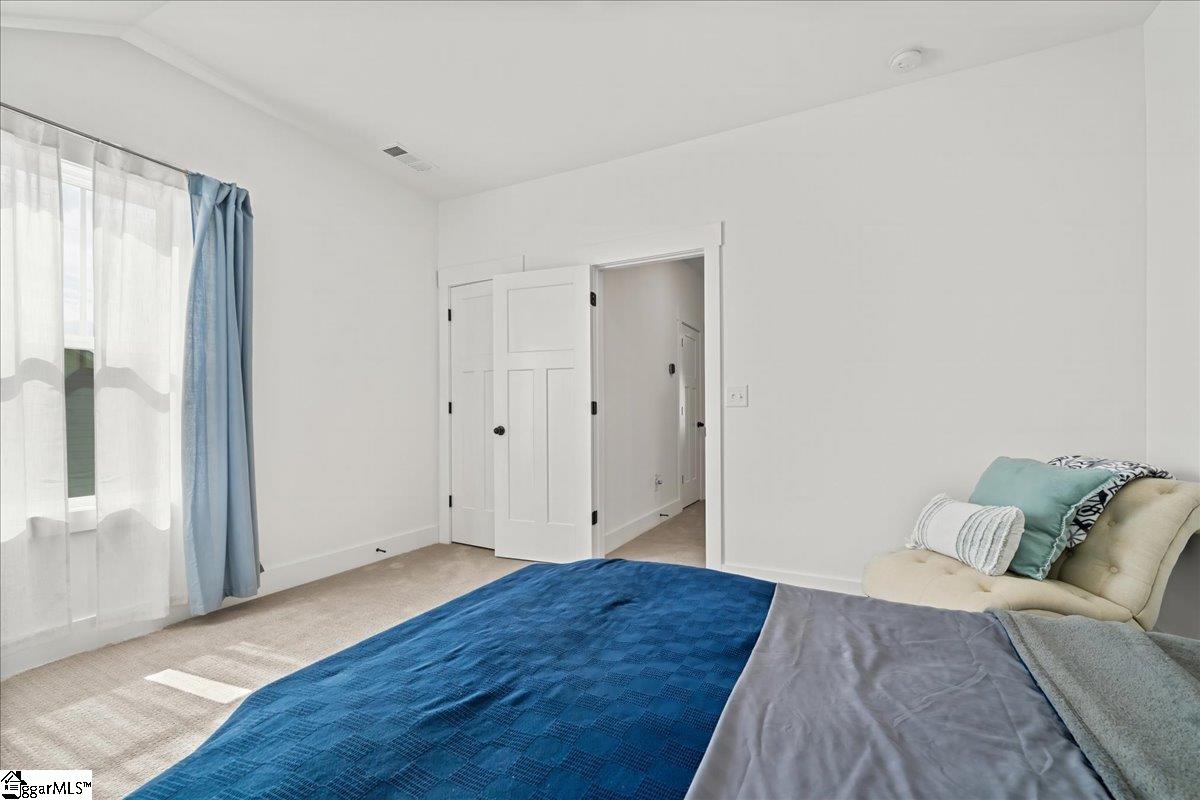 215 Founders Boulevard Property Photo 34