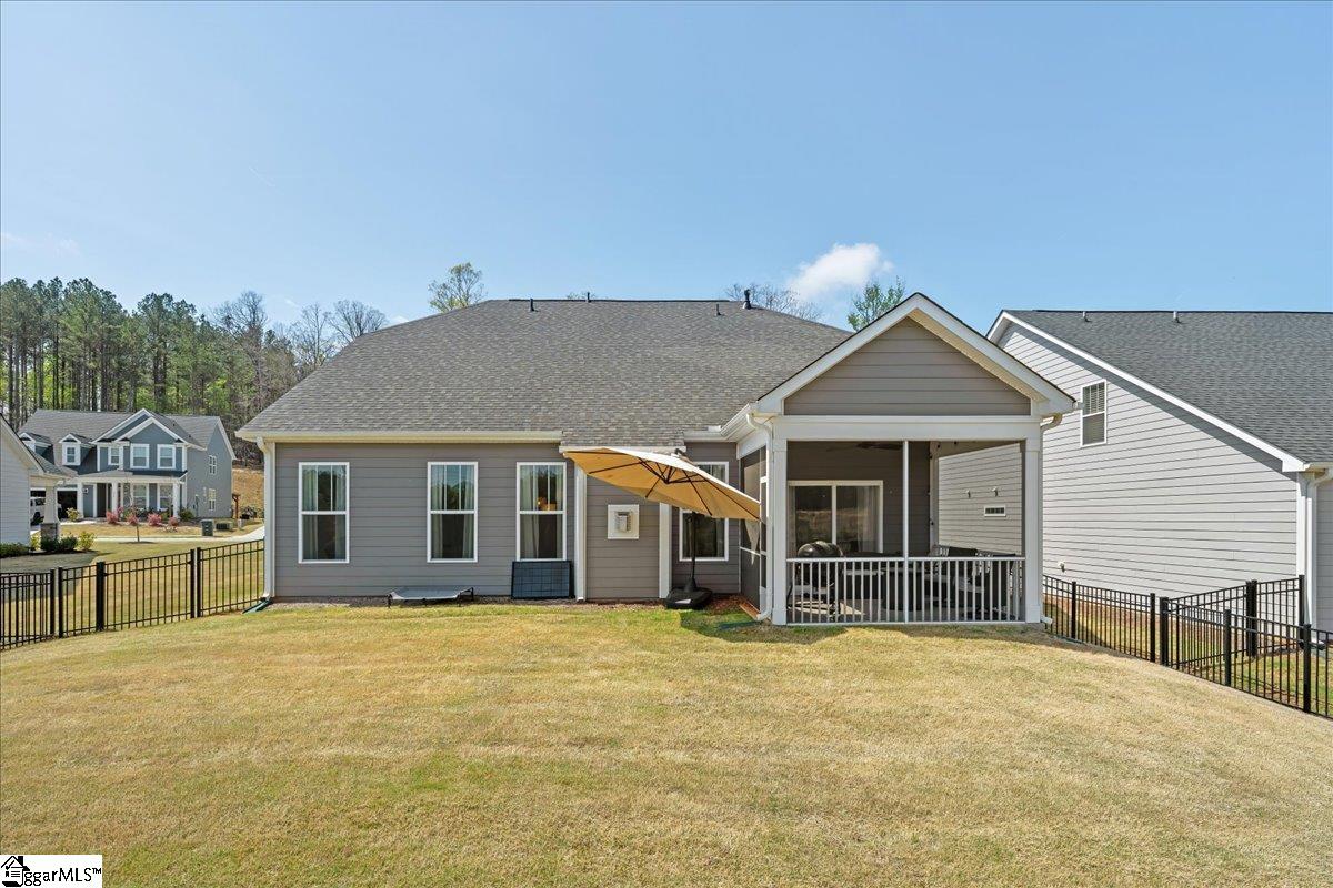 215 Founders Boulevard Property Photo 42