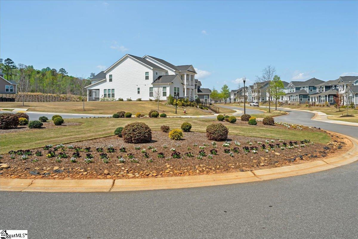 215 Founders Boulevard Property Photo 48
