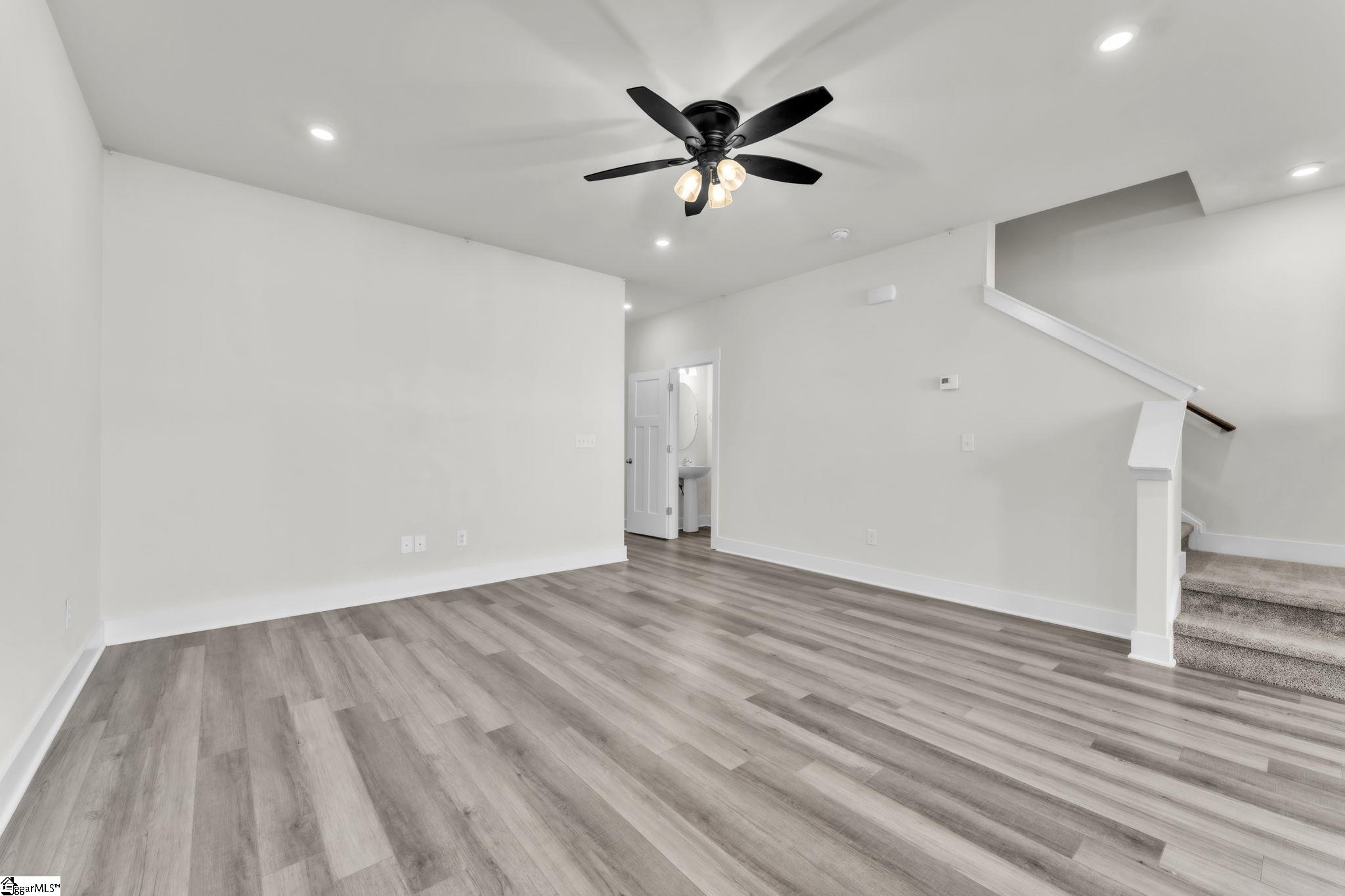 131 Addington Lane Property Photo 6