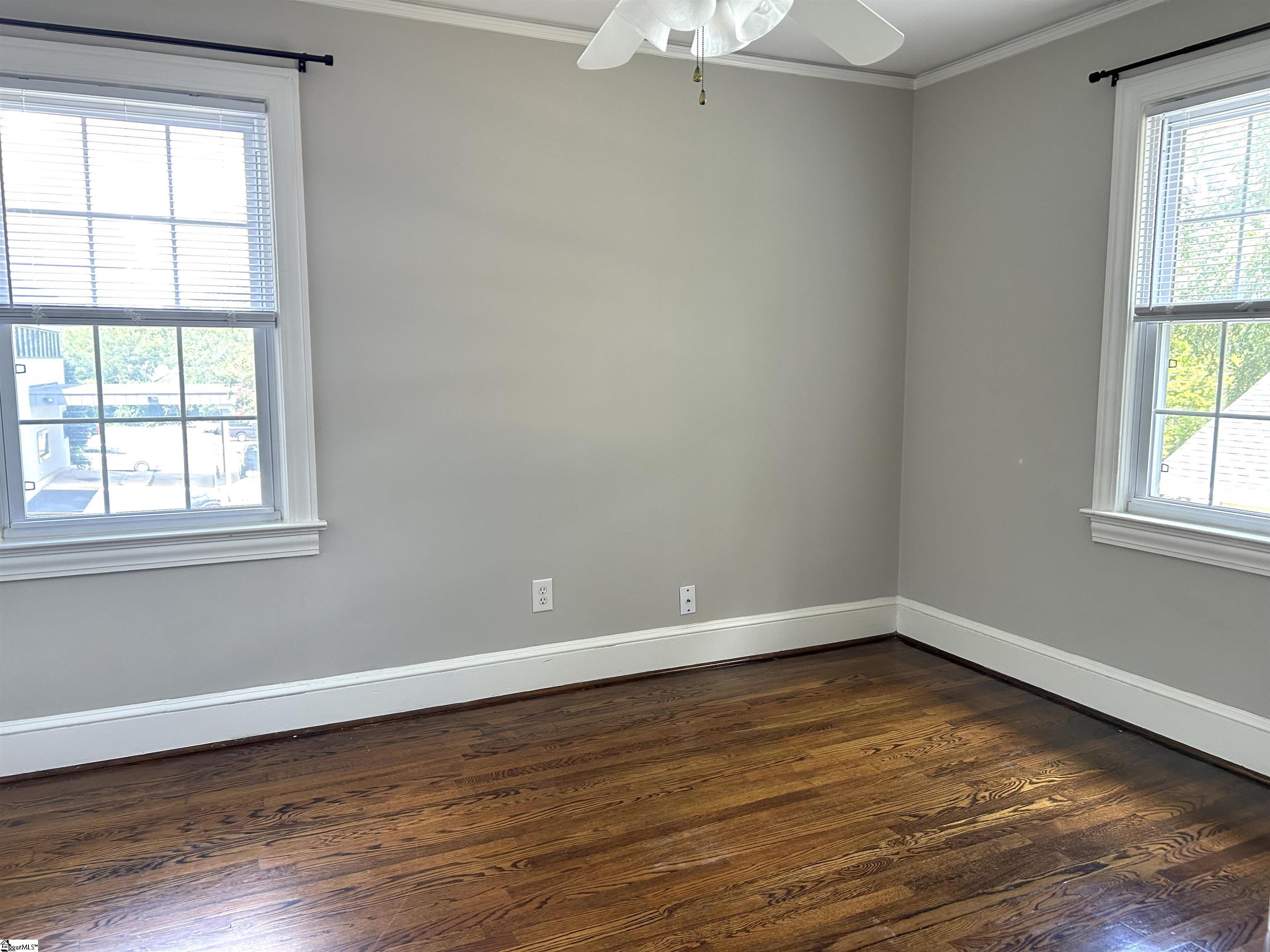 5 Whitsett Street Property Photo 5