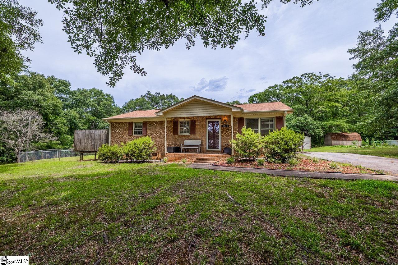 1548 Bud Arthur Bridge Road Property Photo 2