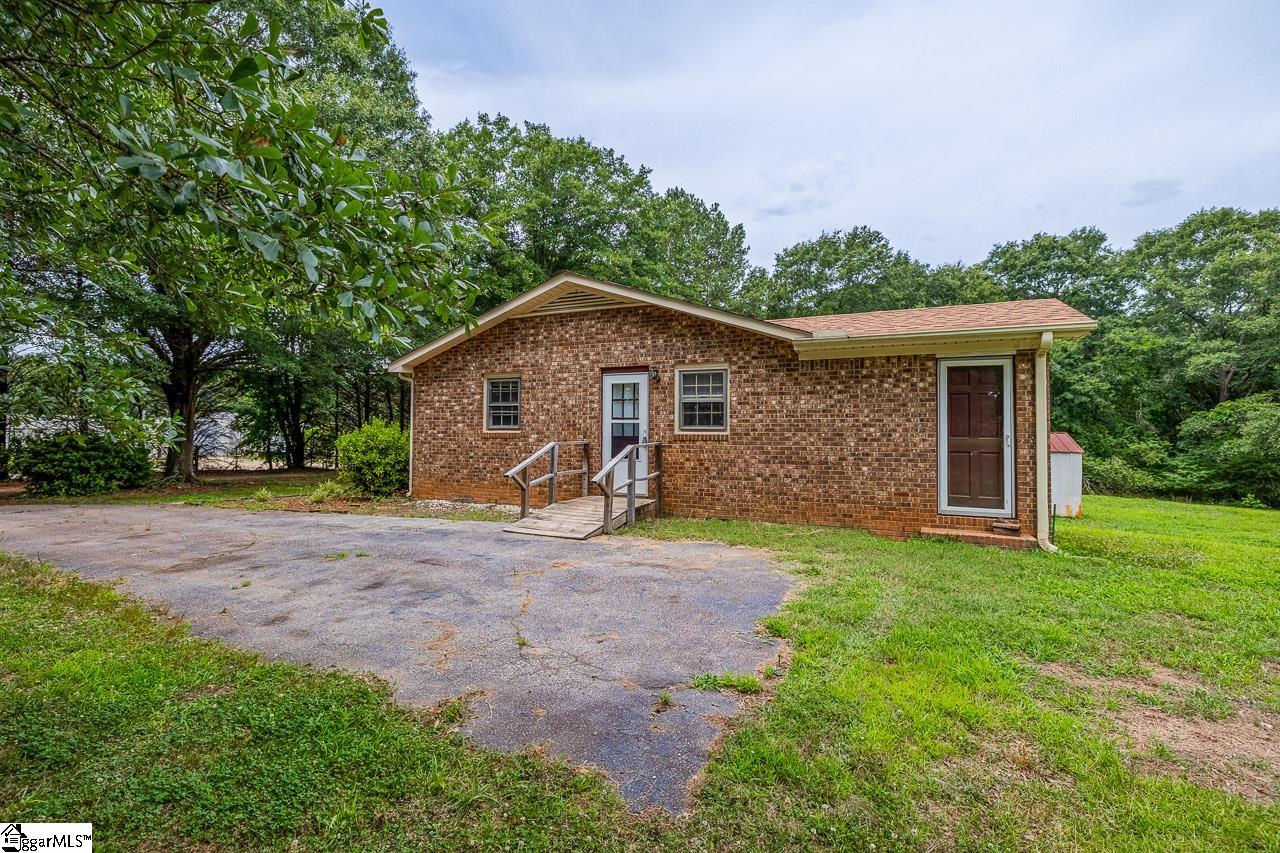 1548 Bud Arthur Bridge Road Property Photo 5