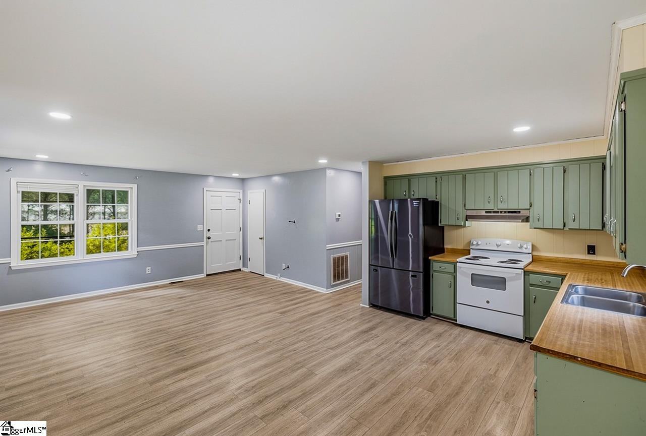 1548 Bud Arthur Bridge Road Property Photo 12