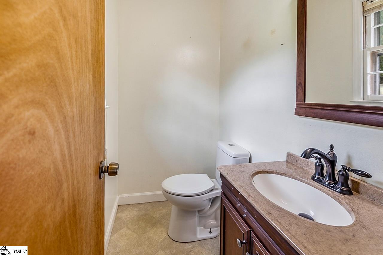 1548 Bud Arthur Bridge Road Property Photo 22
