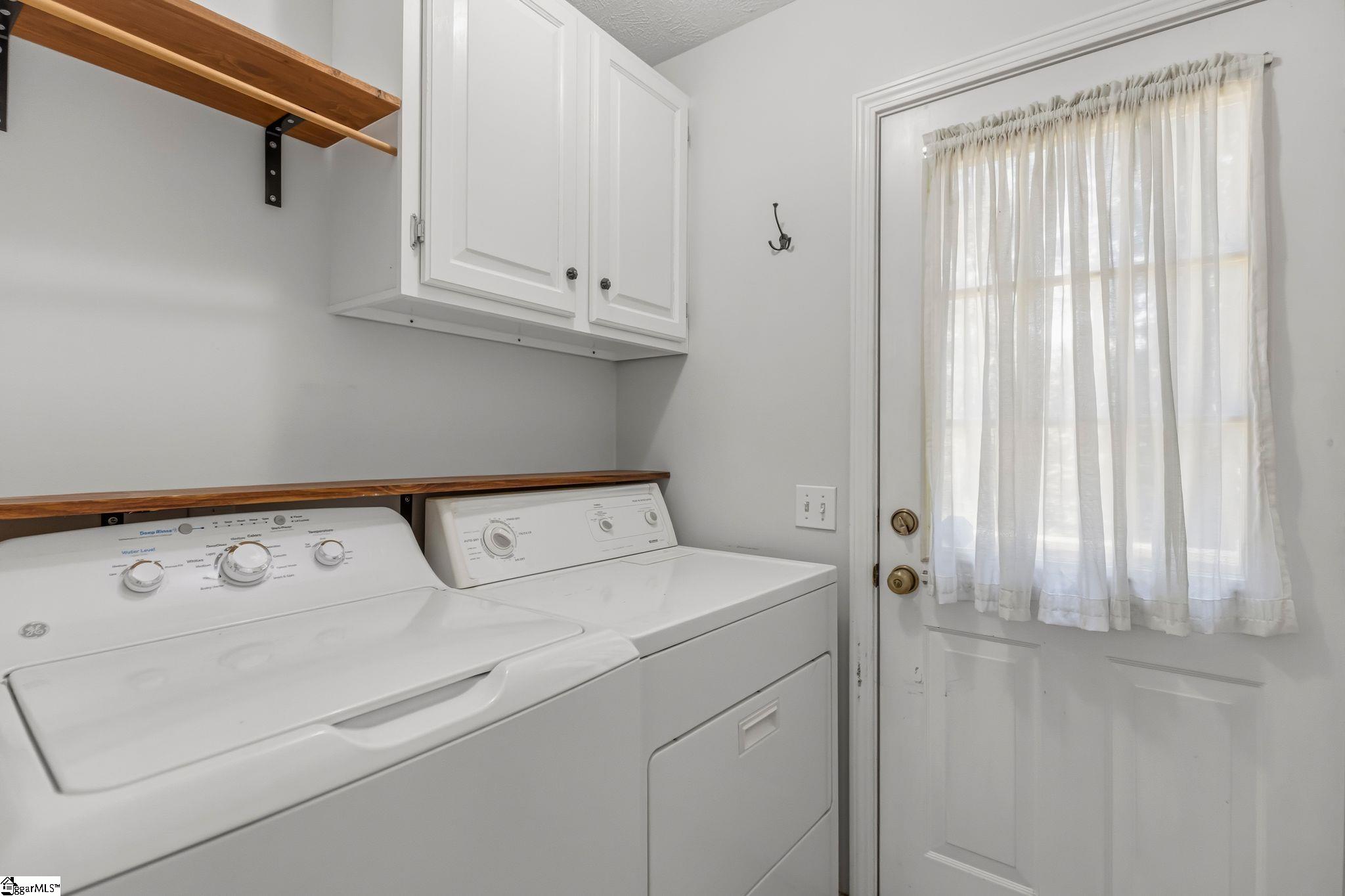 136 Pleasant Woods Road Property Photo 15