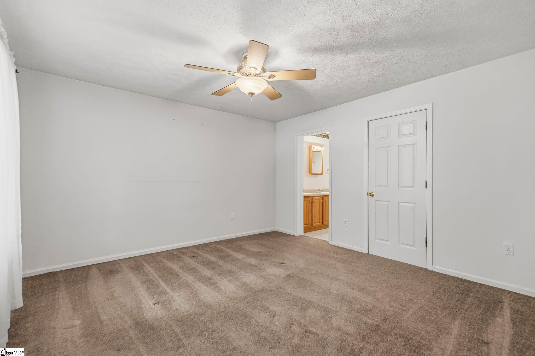 136 Pleasant Woods Road Property Photo 18