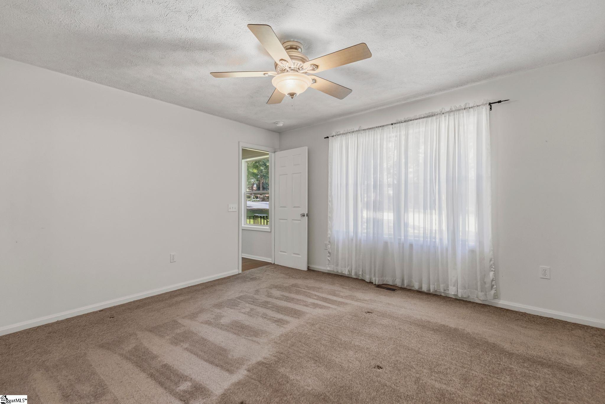 136 Pleasant Woods Road Property Photo 19