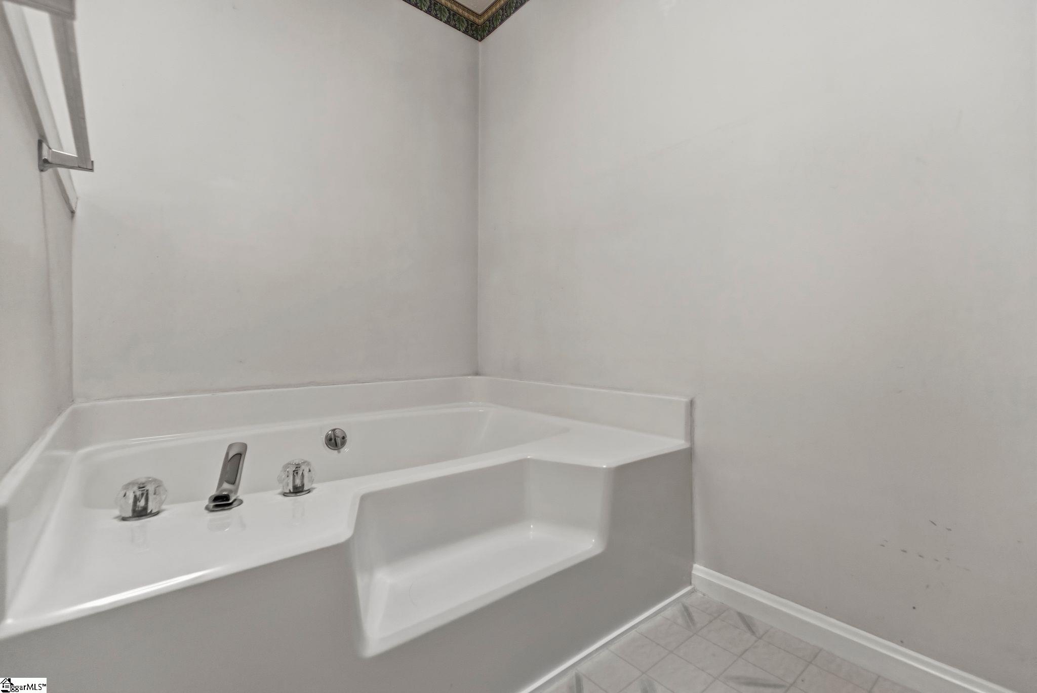 136 Pleasant Woods Road Property Photo 21