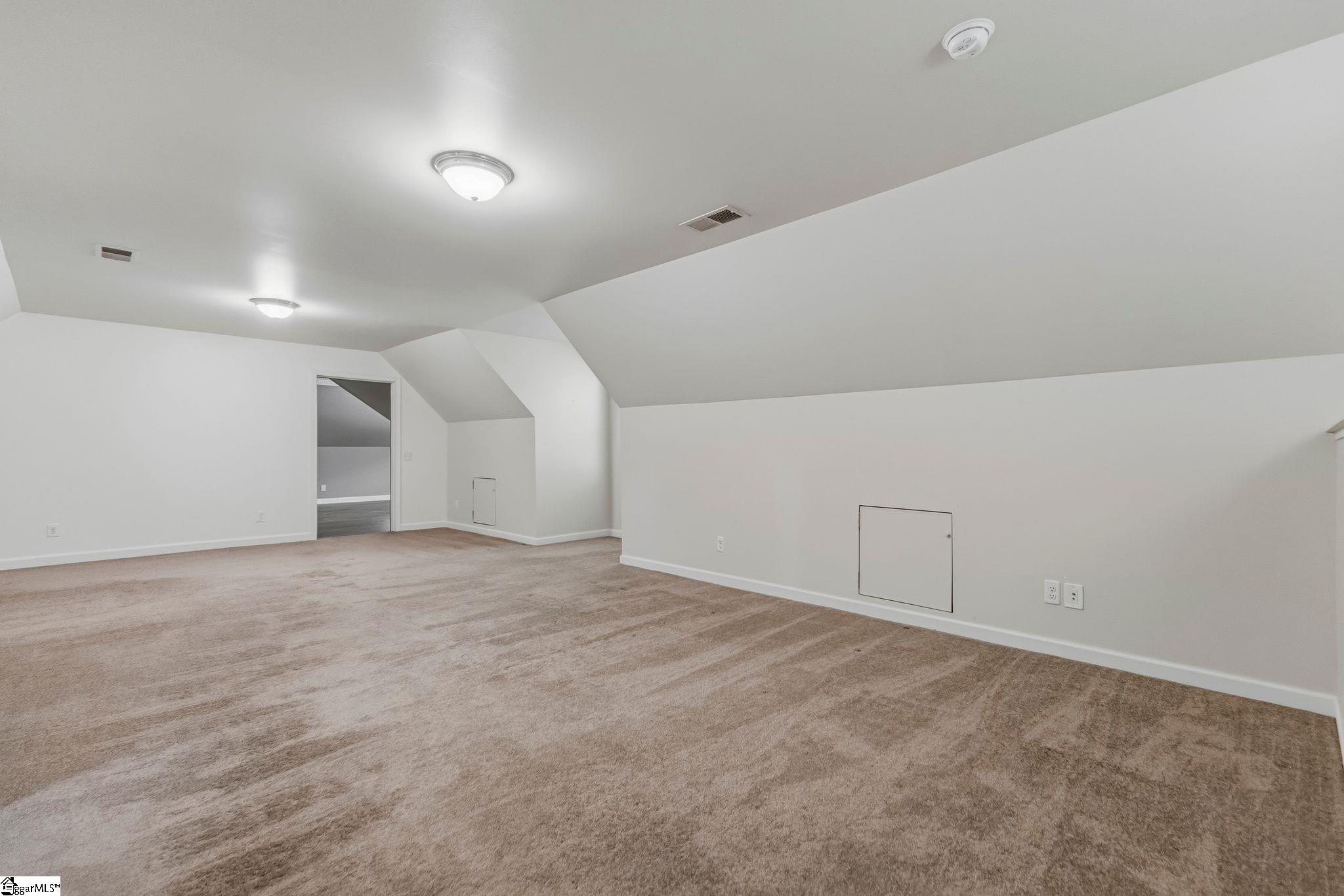 136 Pleasant Woods Road Property Photo 25