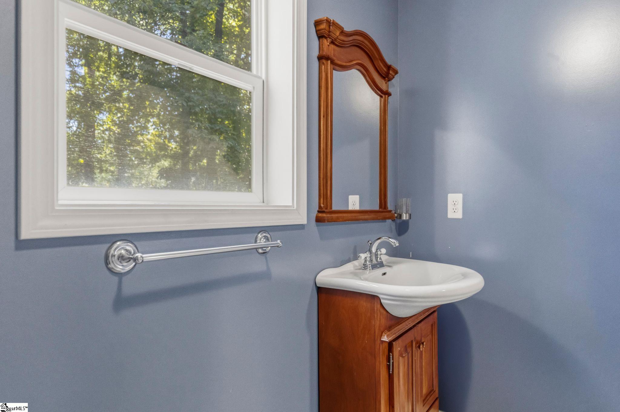 136 Pleasant Woods Road Property Photo 30