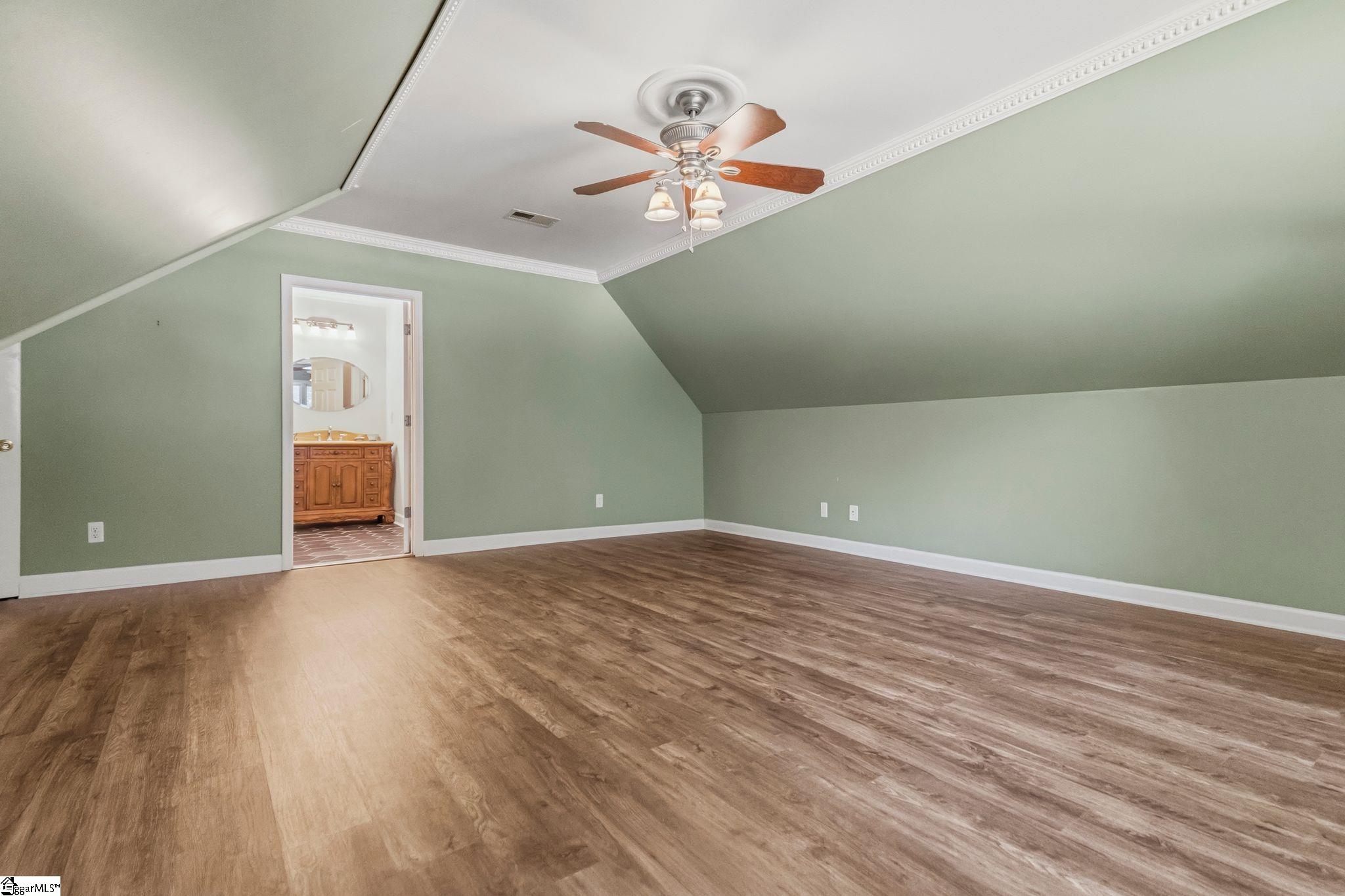 136 Pleasant Woods Road Property Photo 32