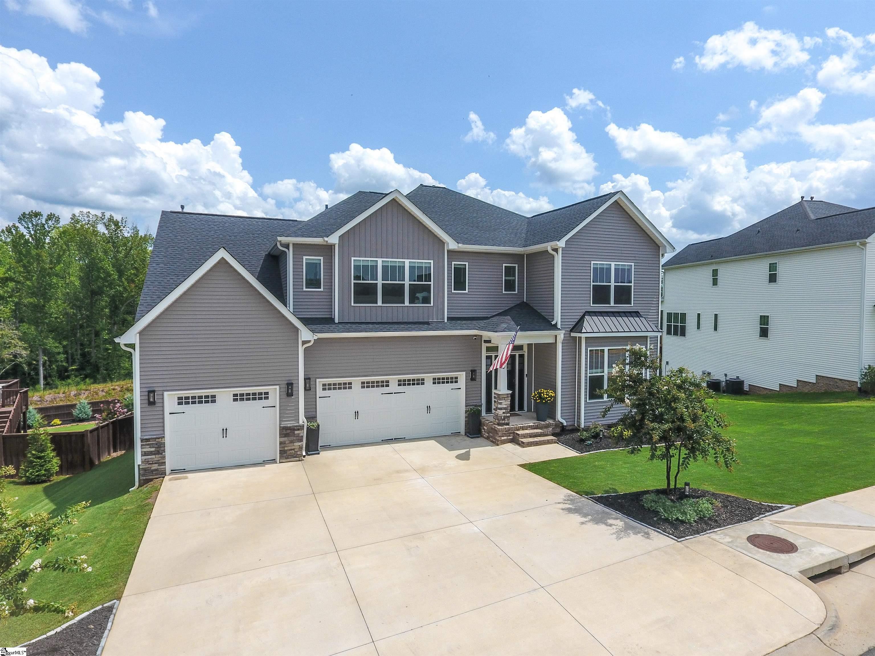 236 Nicole Marie Court Property Photo 2