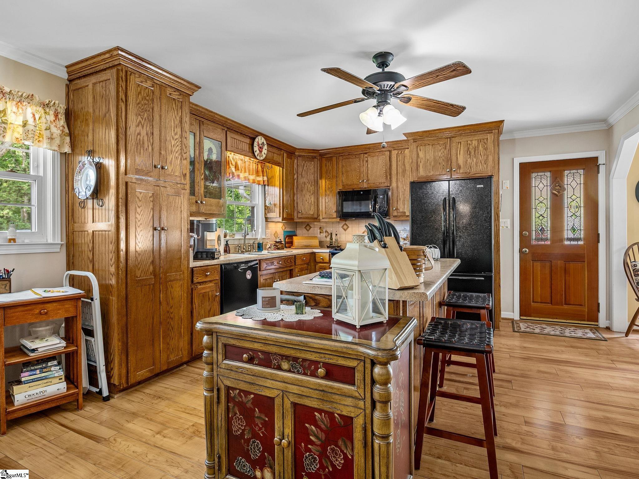 119 Longwood Drive Property Photo 15