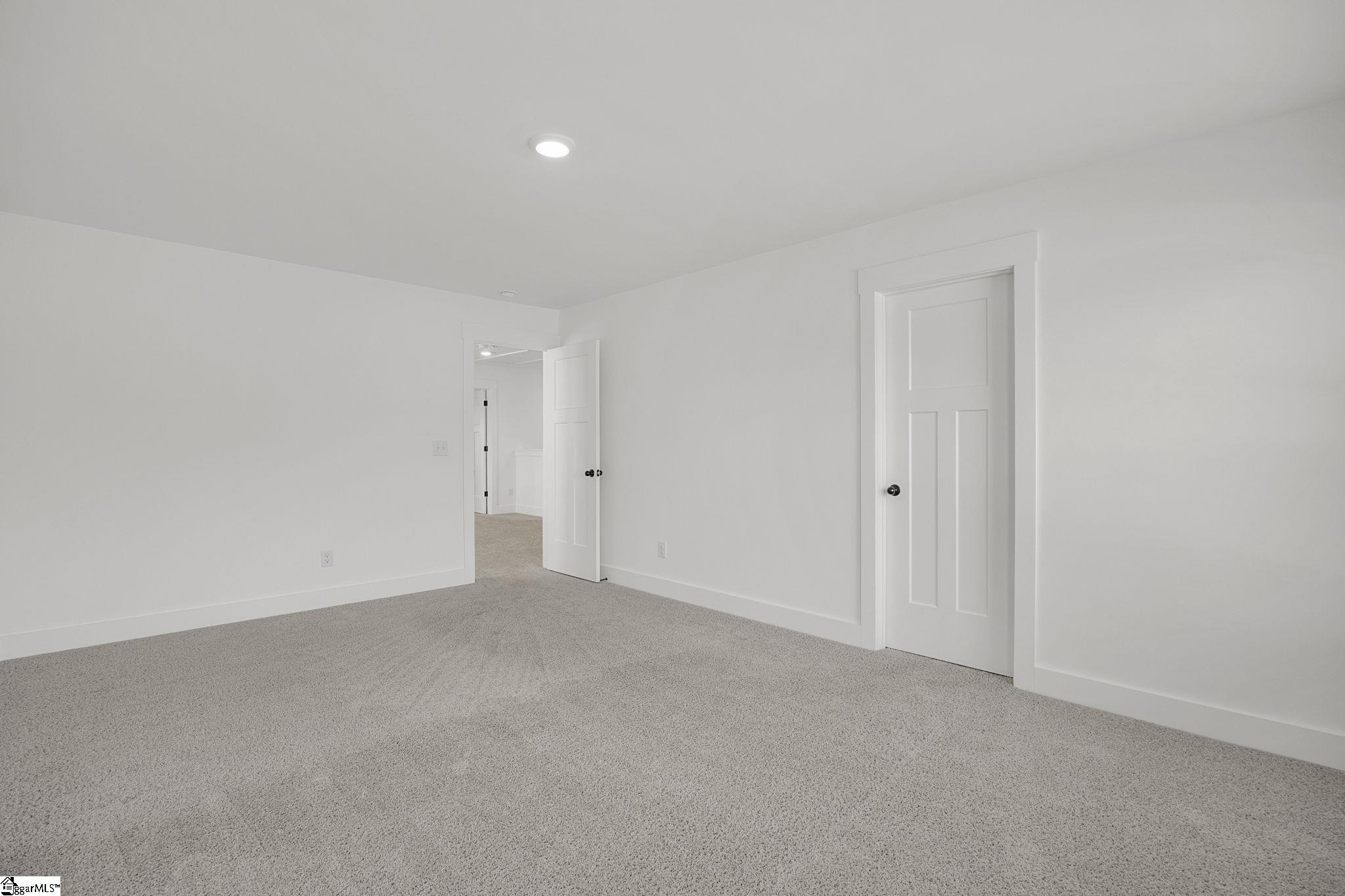 305 Patterdale Trail Property Photo 29