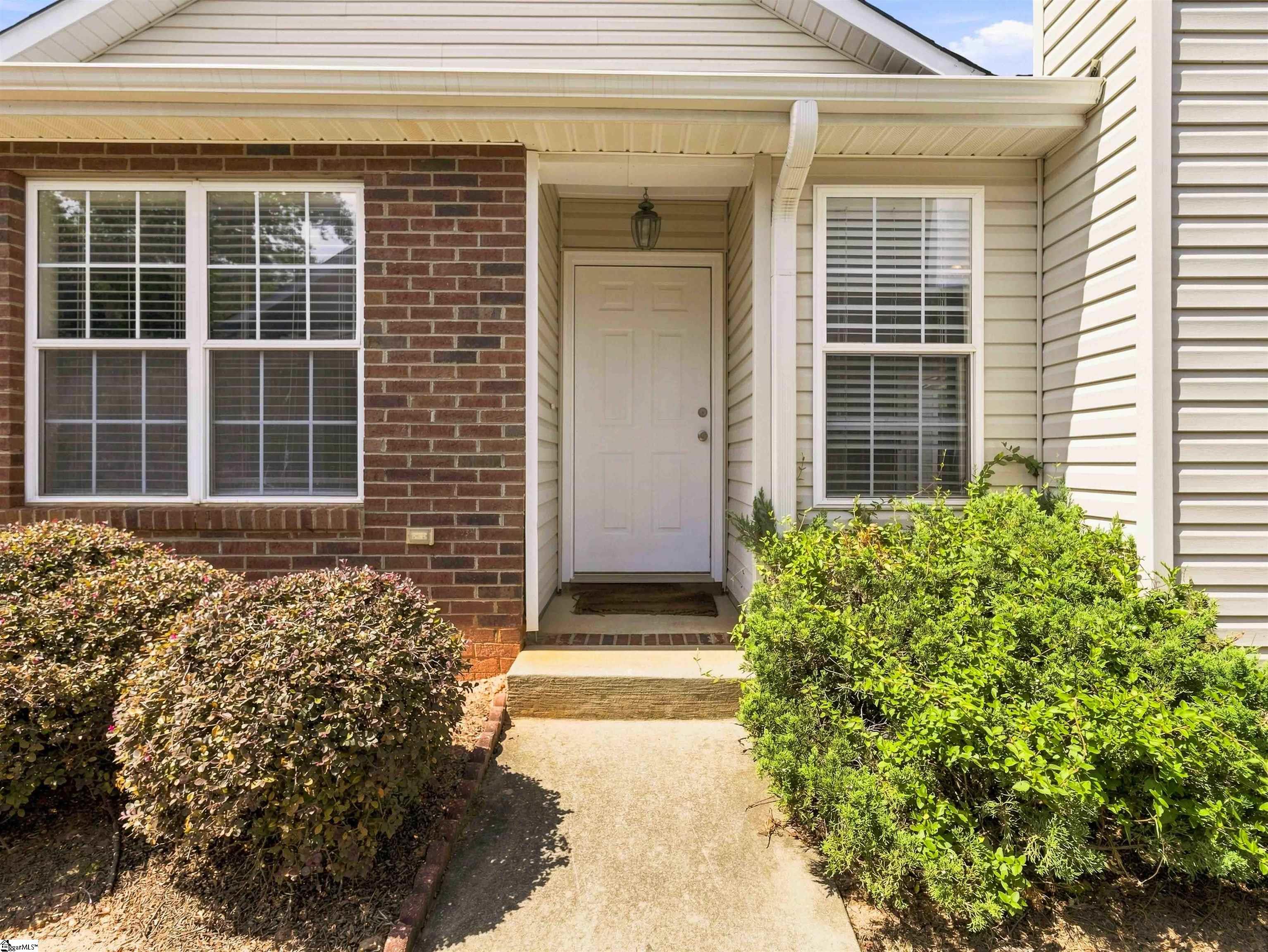 206 Woodruff Park Lane Property Photo 3