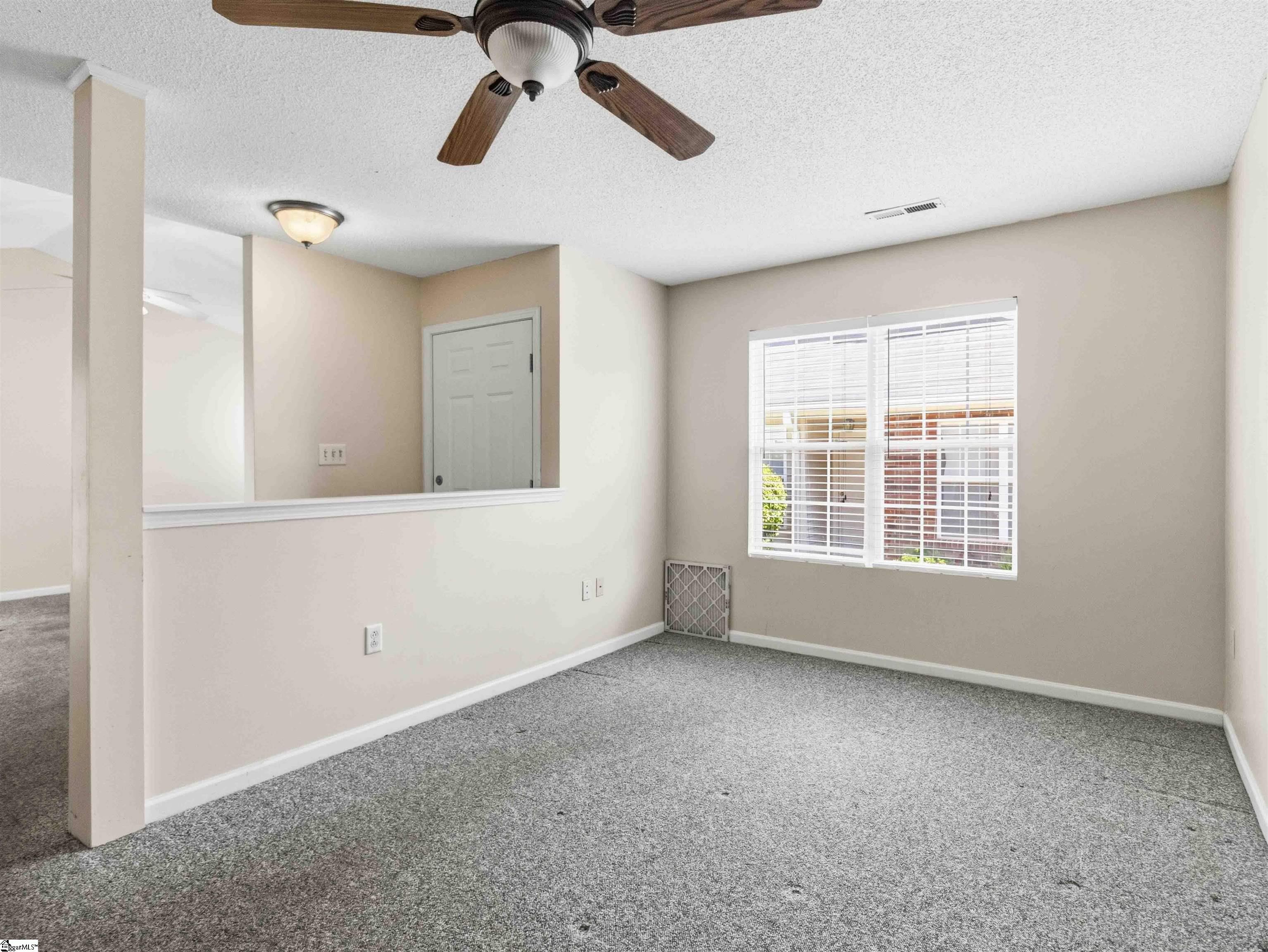 206 Woodruff Park Lane Property Photo 5