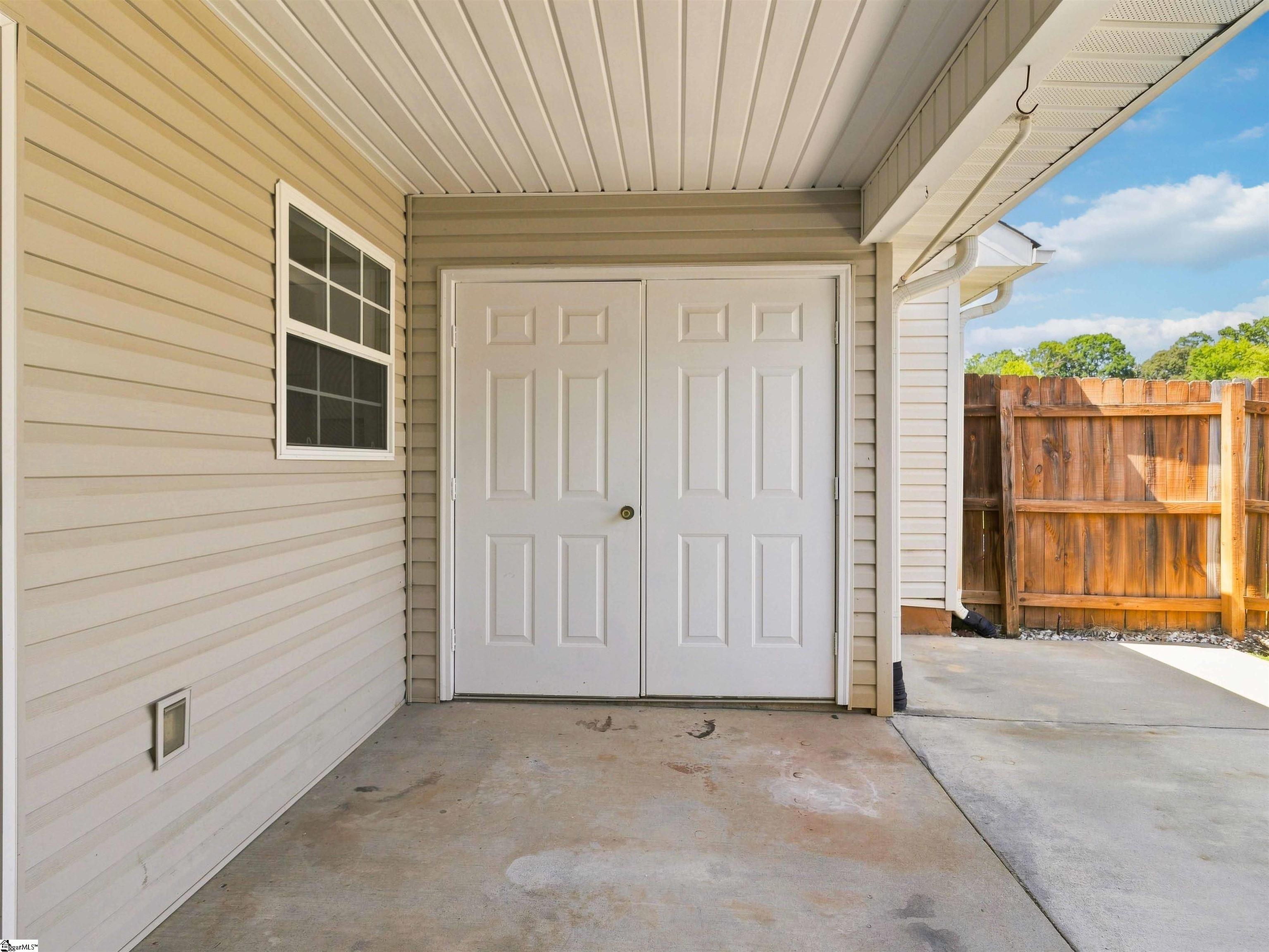 206 Woodruff Park Lane Property Photo 25