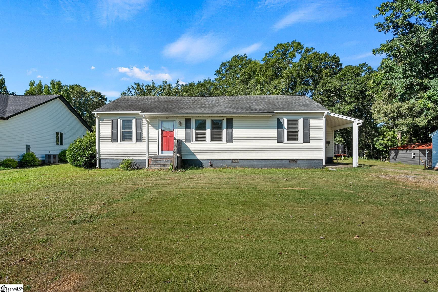 109 Meeks Drive Property Photo 1