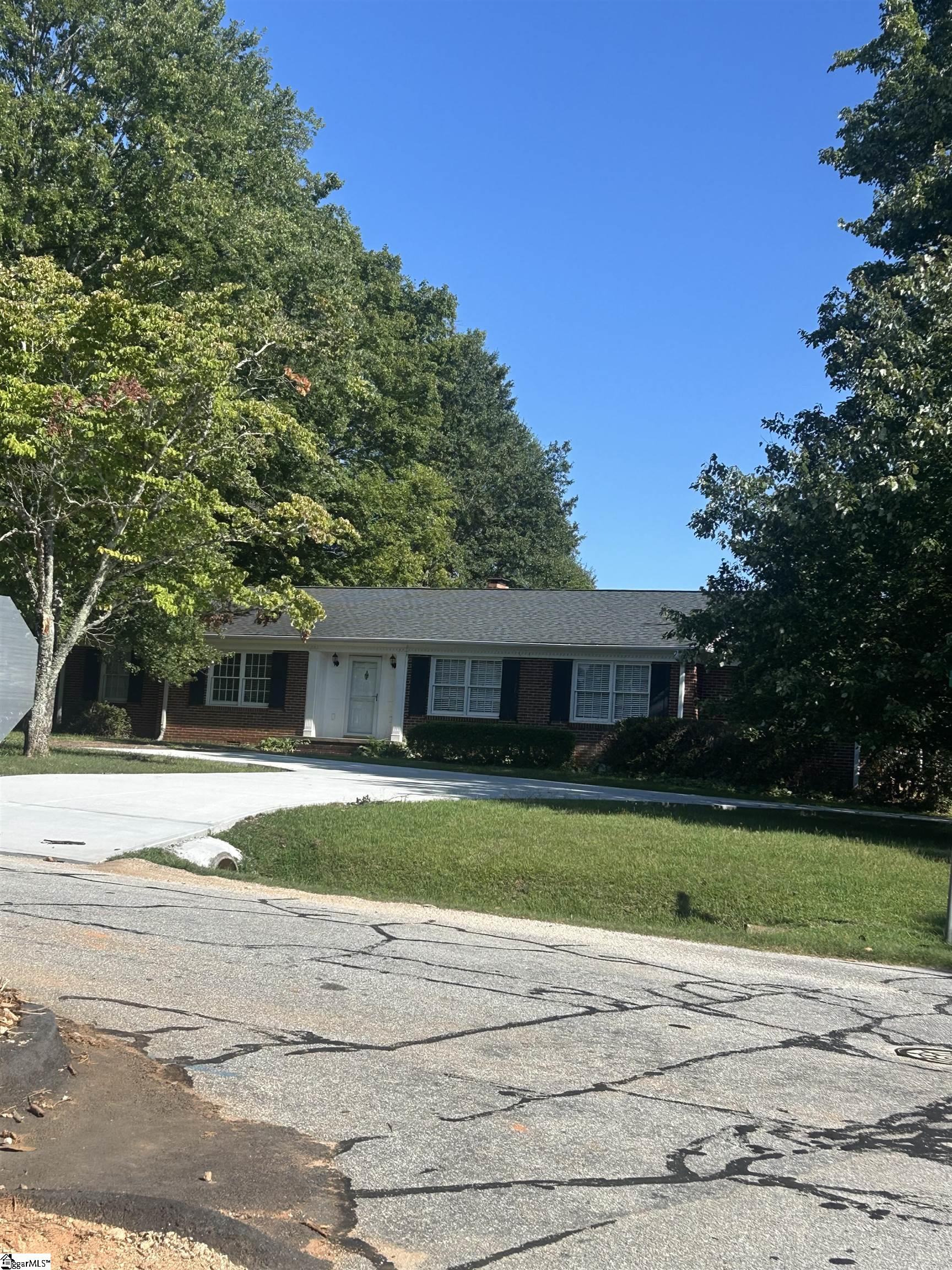 129 Sunset Drive Property Photo 4