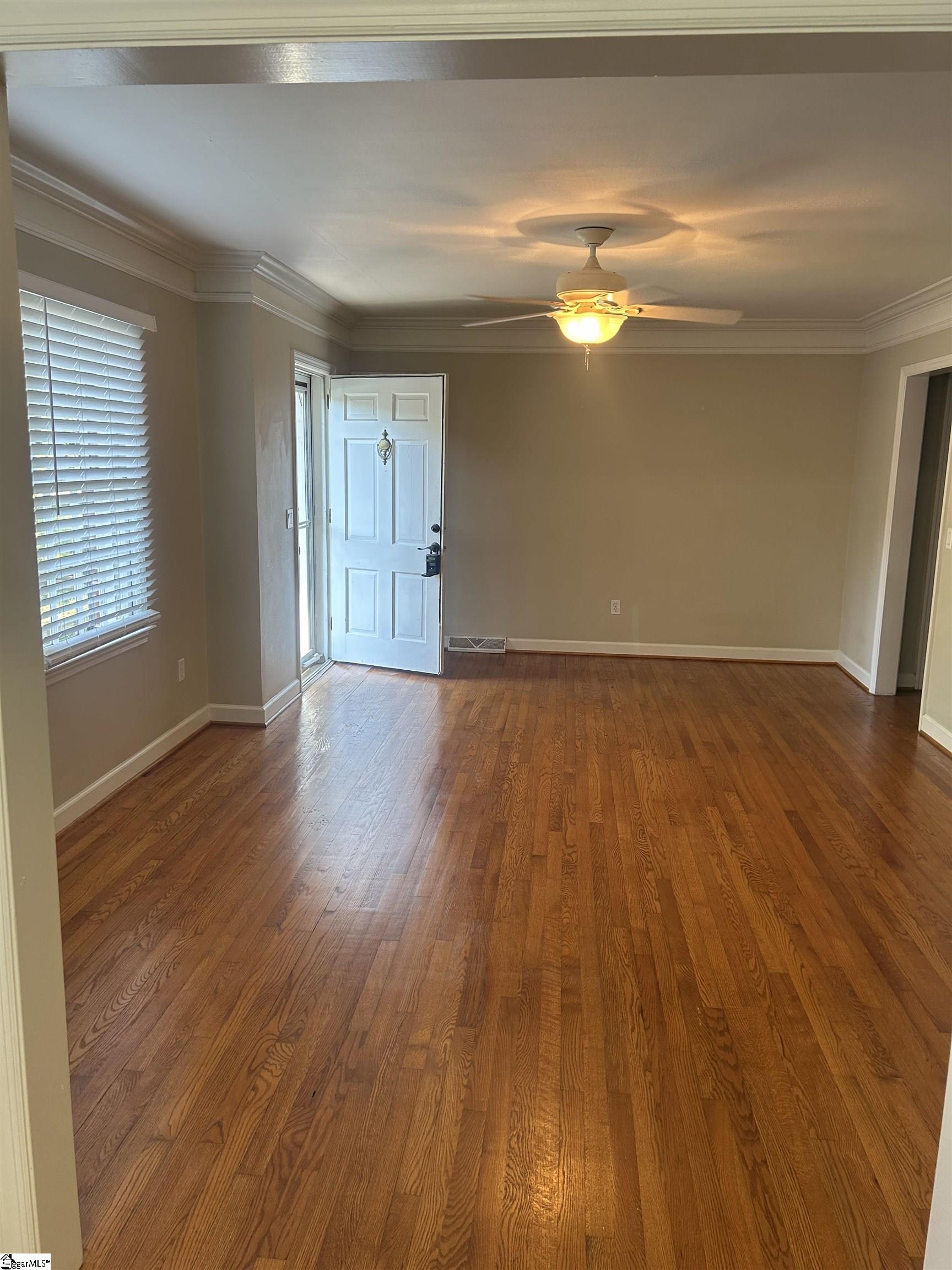 129 Sunset Drive Property Photo 6