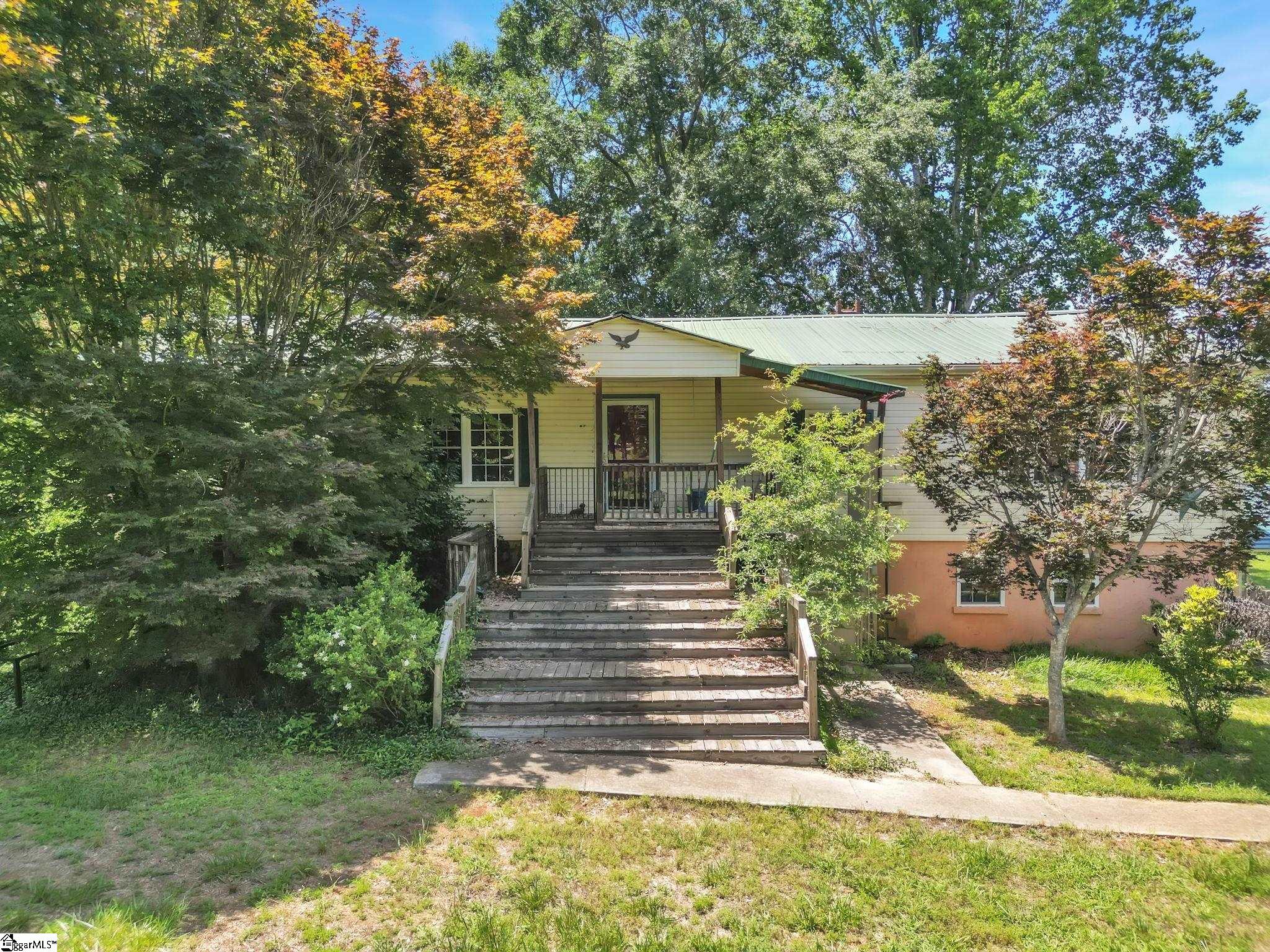602 Harper Road Property Photo 3