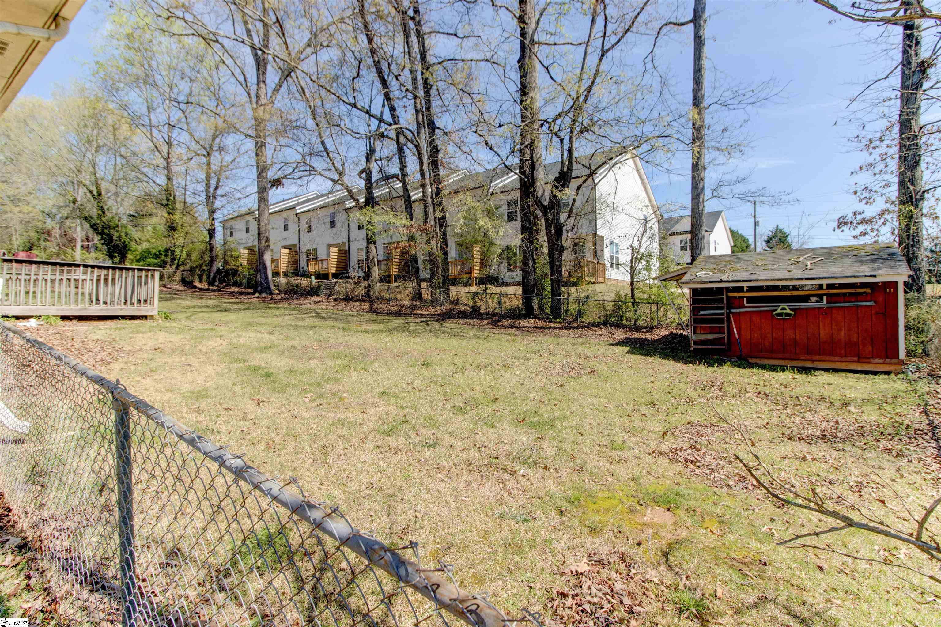 301 Oaklane Drive Property Photo 5