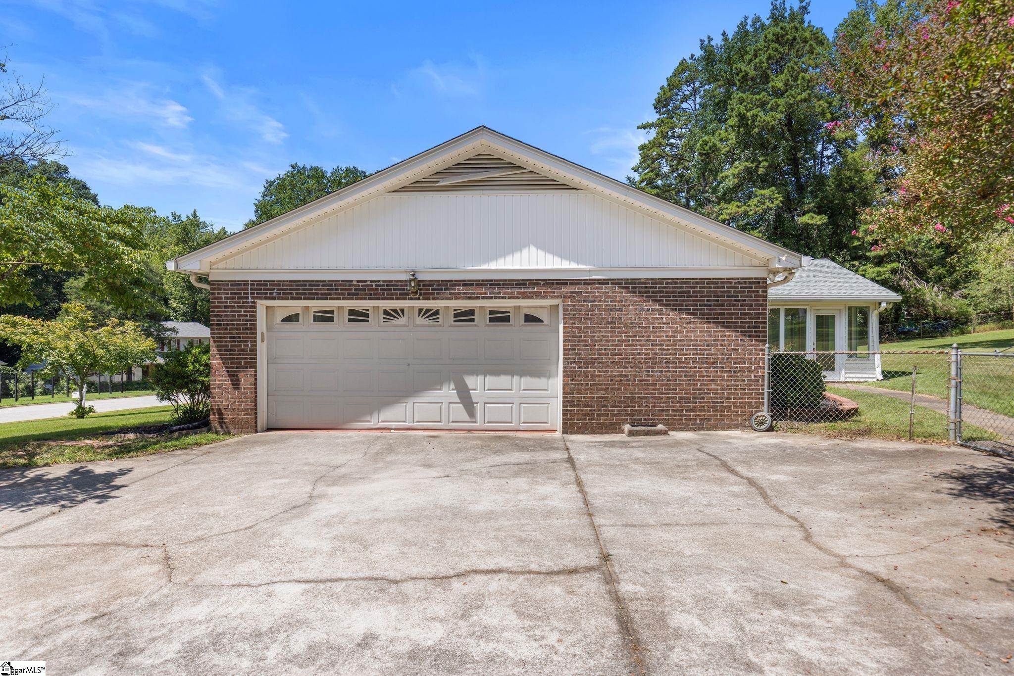 114 Gail Drive Property Photo 45