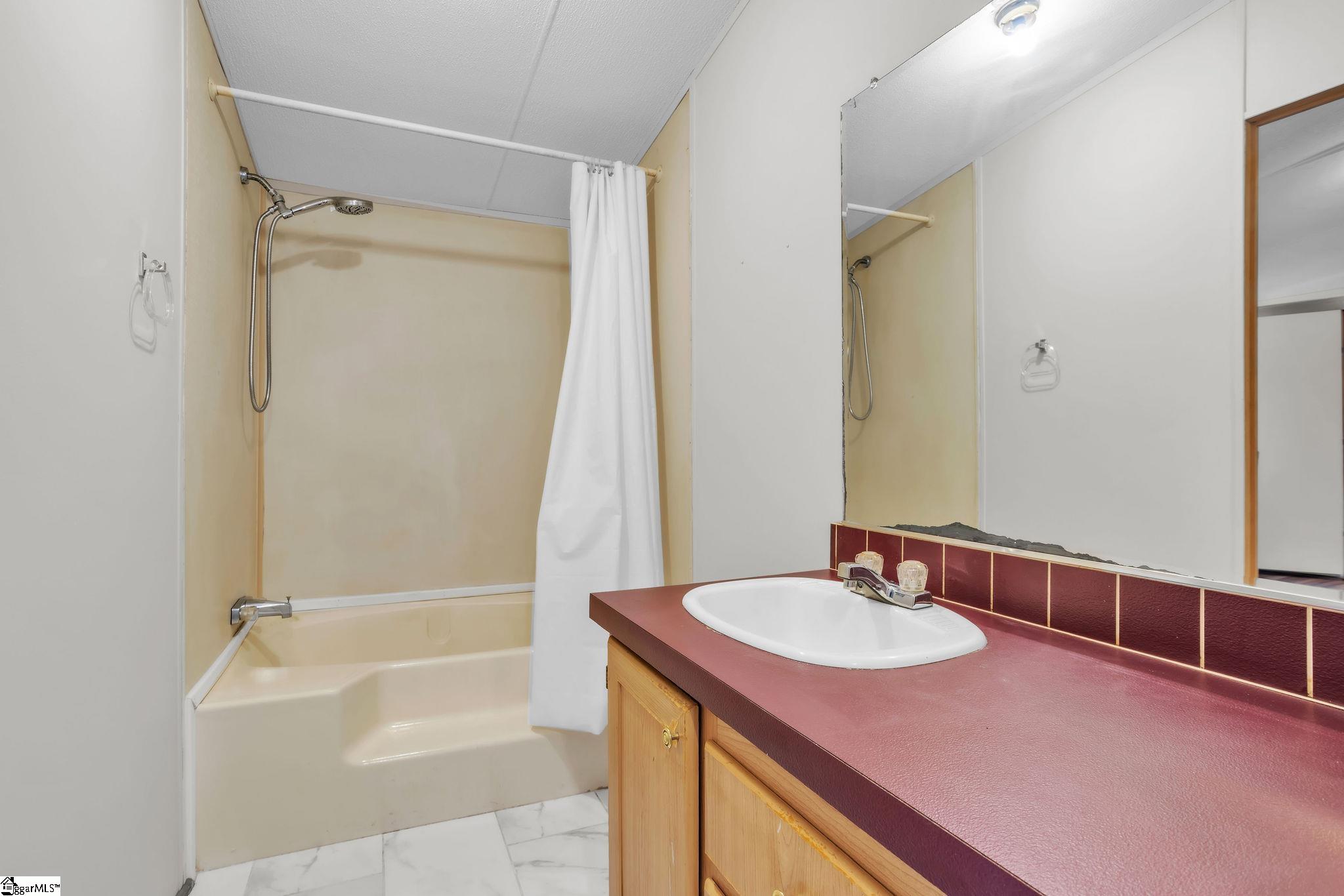 14 Golden Lane Property Photo 21