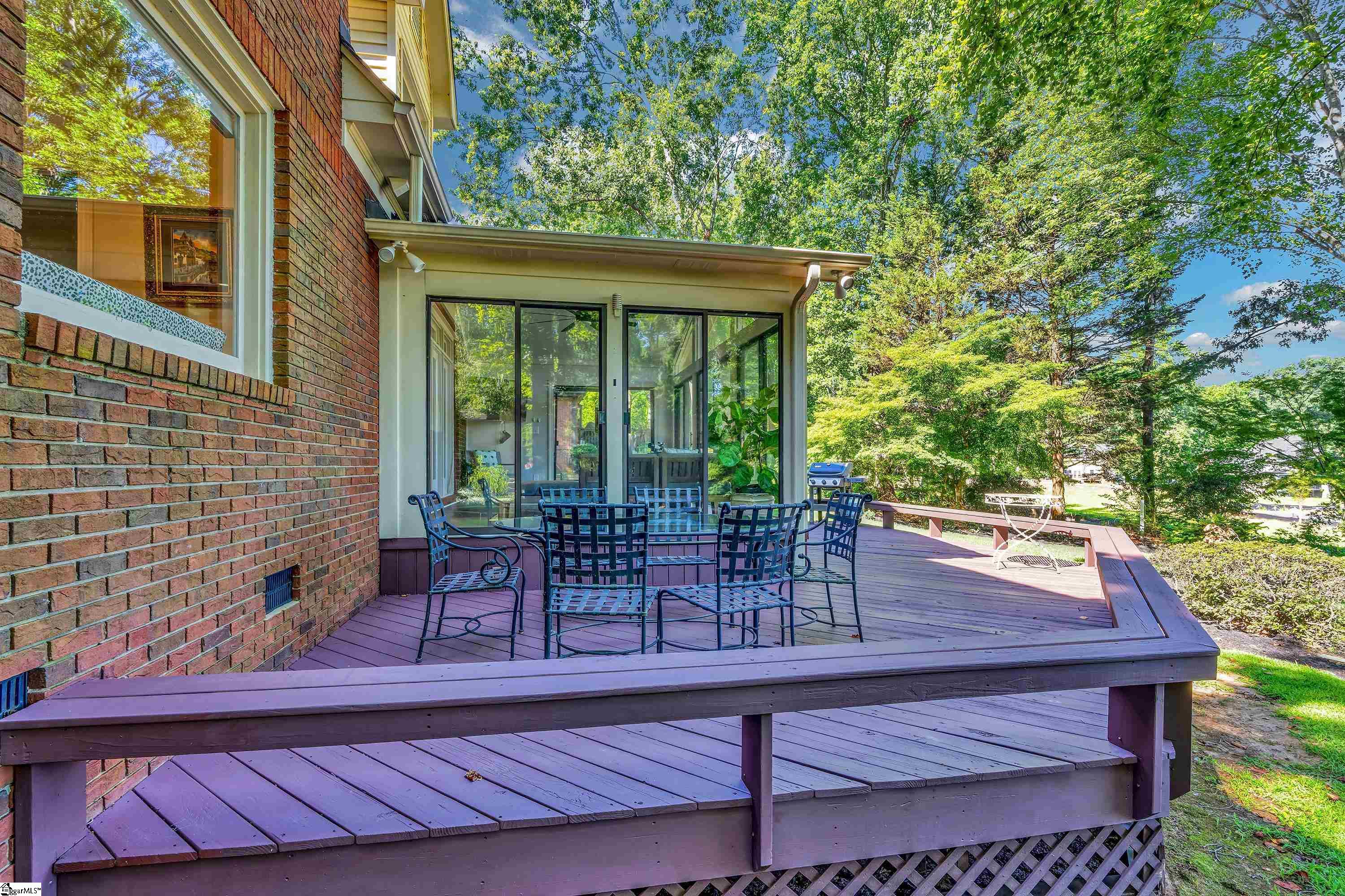 188 Sandstone Drive Property Photo 8
