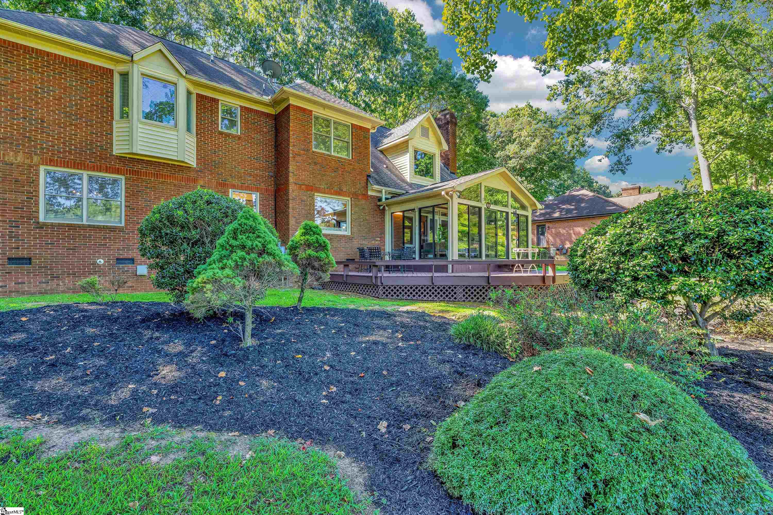 188 Sandstone Drive Property Photo 9