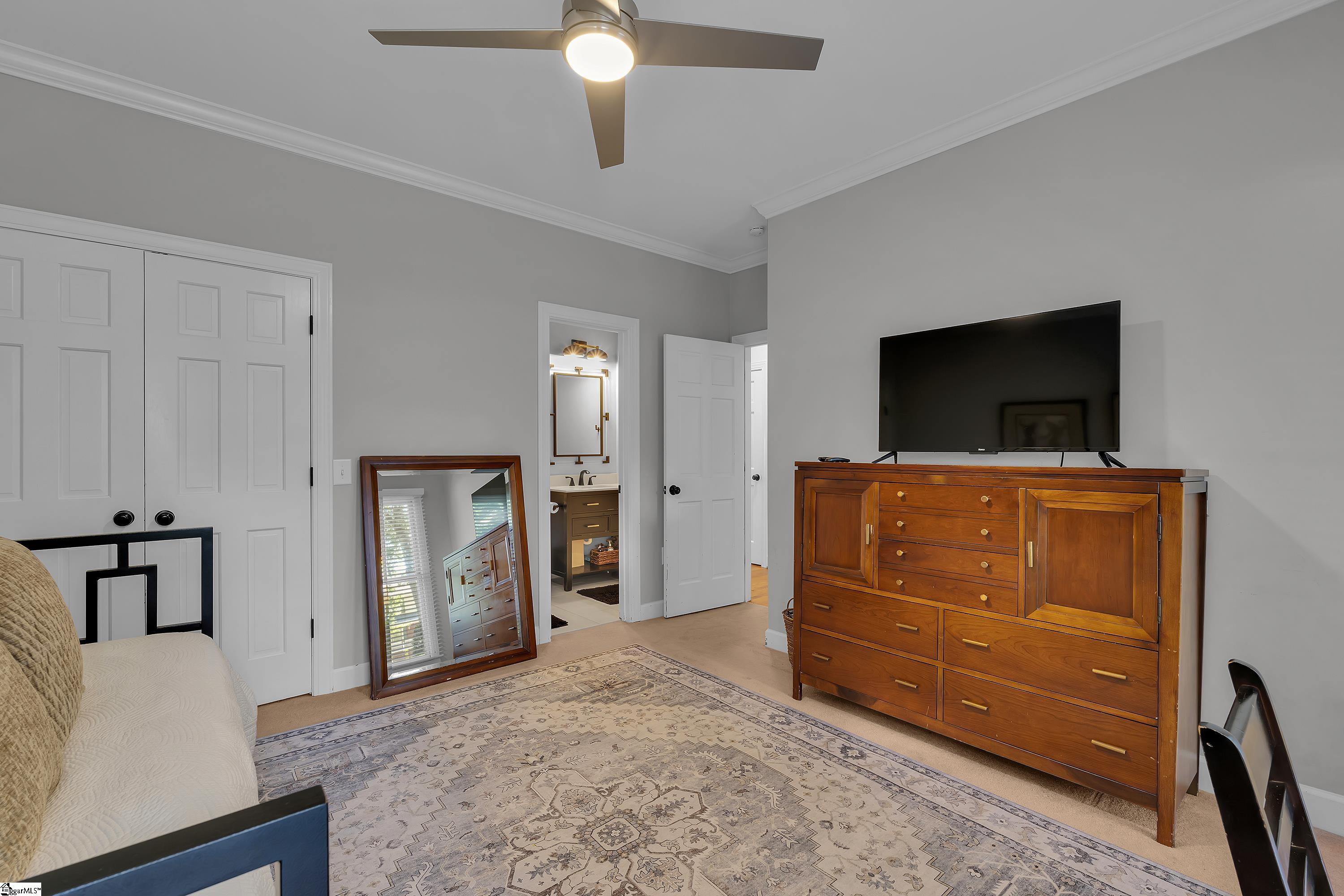 188 Sandstone Drive Property Photo 13