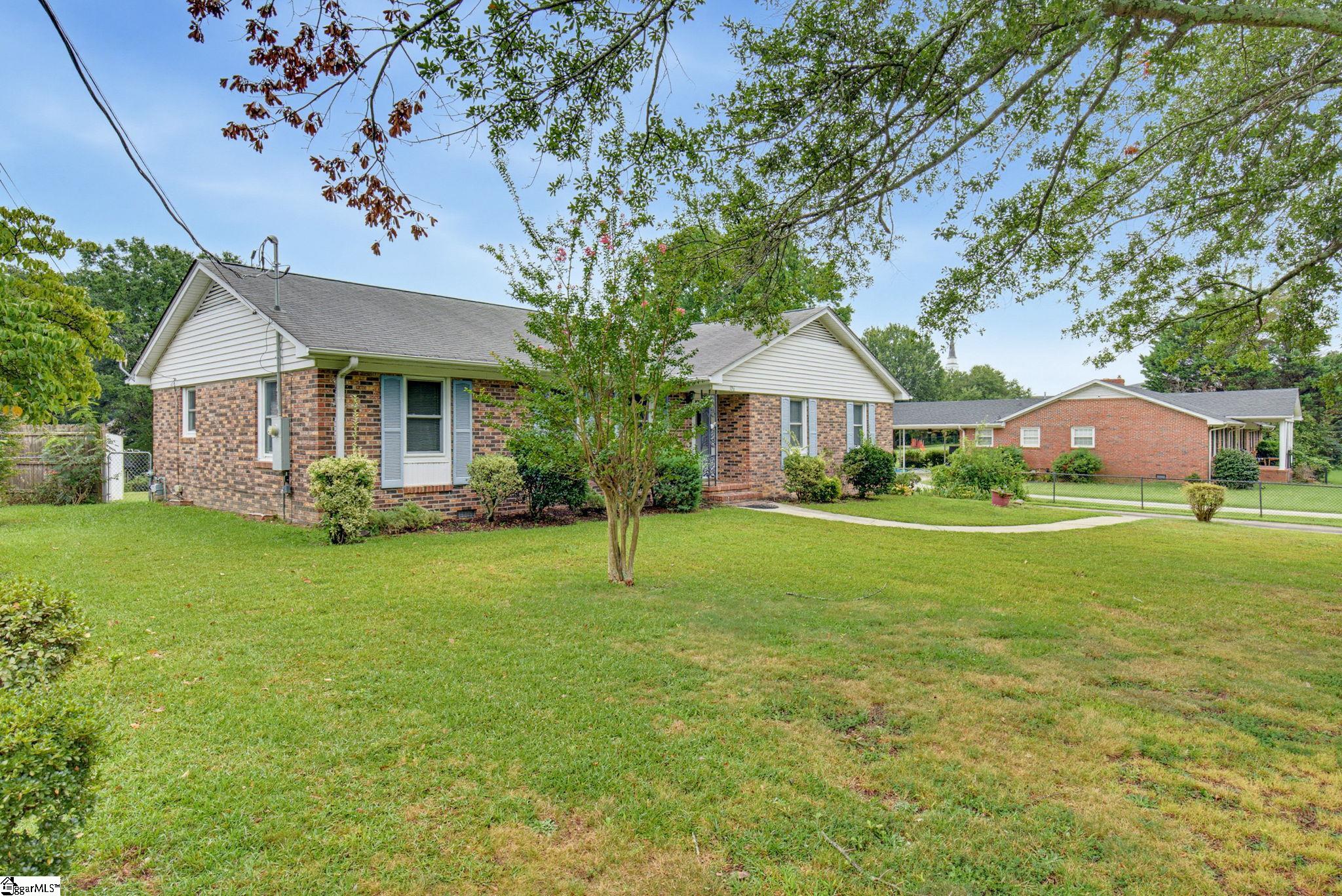 106 S Orchard Drive Property Photo 3