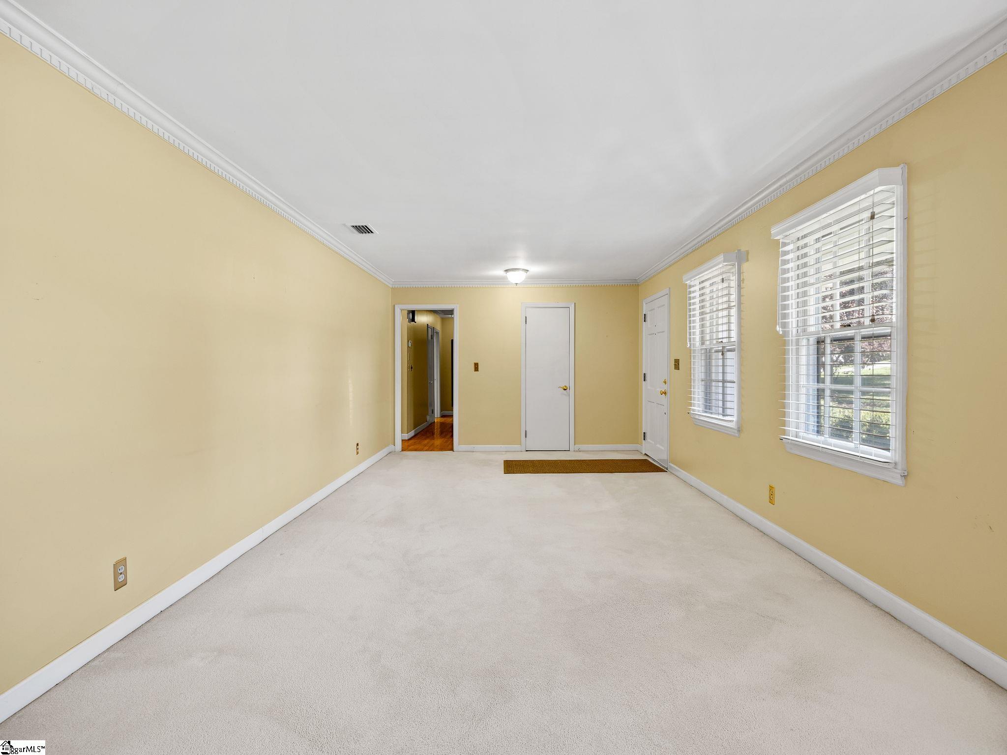 5 Badger Drive Property Photo 8