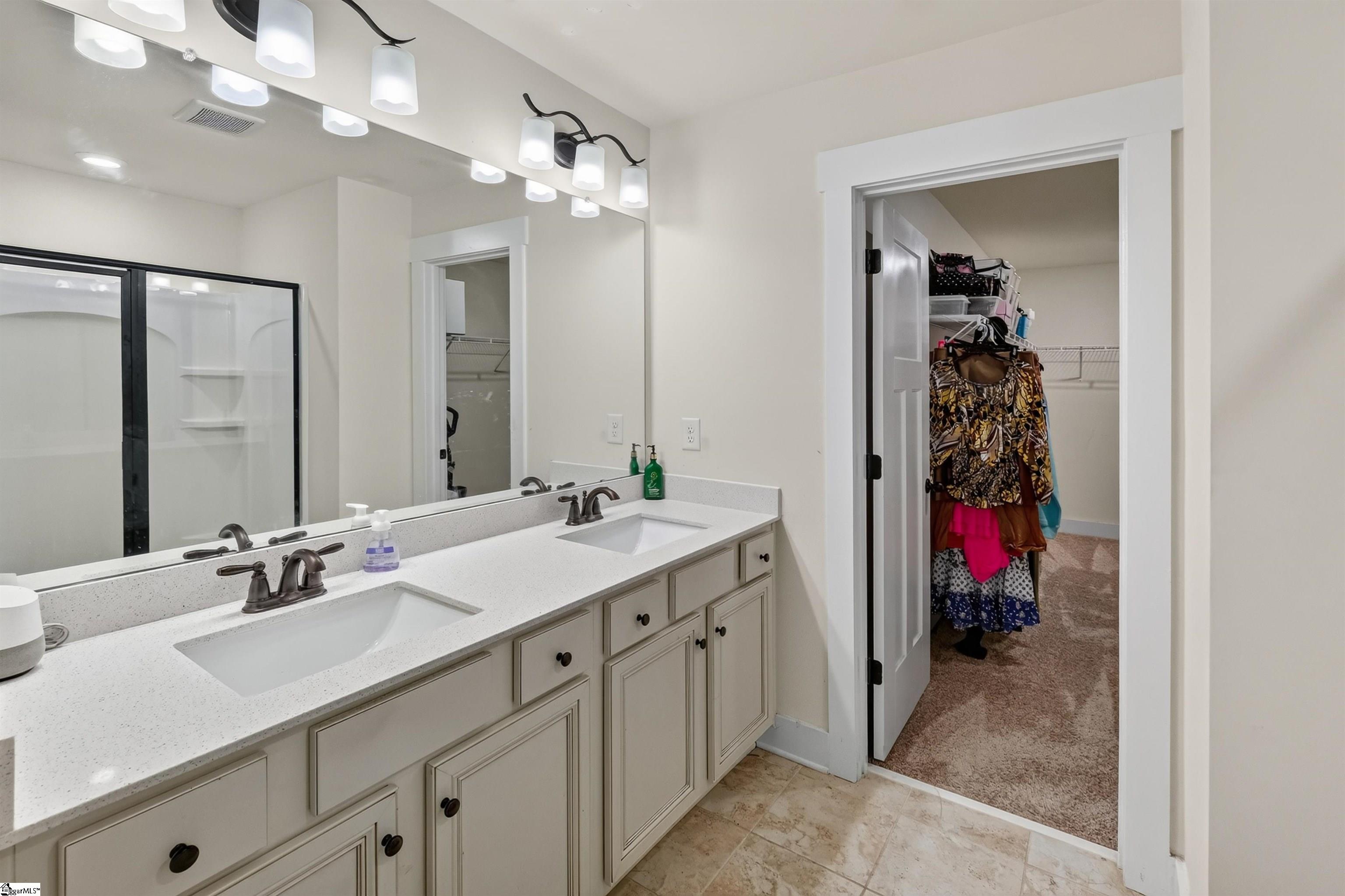 222 Delbourne Lane Property Photo 23