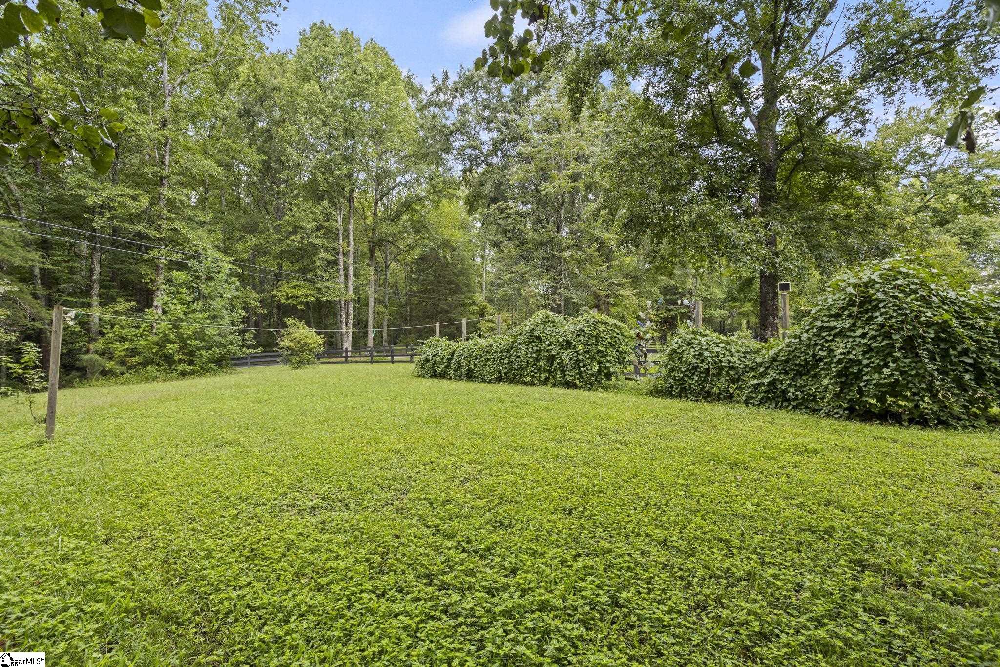 208 Holland Road Property Photo 11