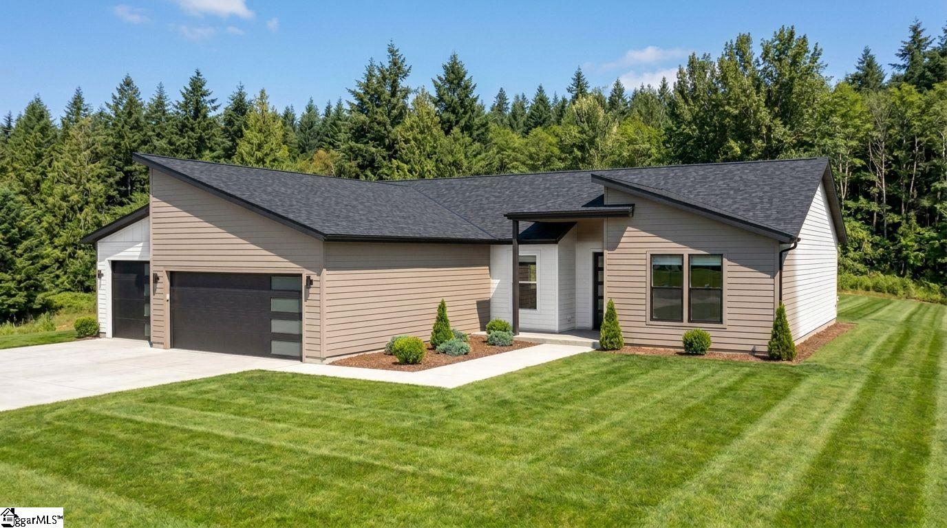 2016 Blessed Drive Property Photo 1