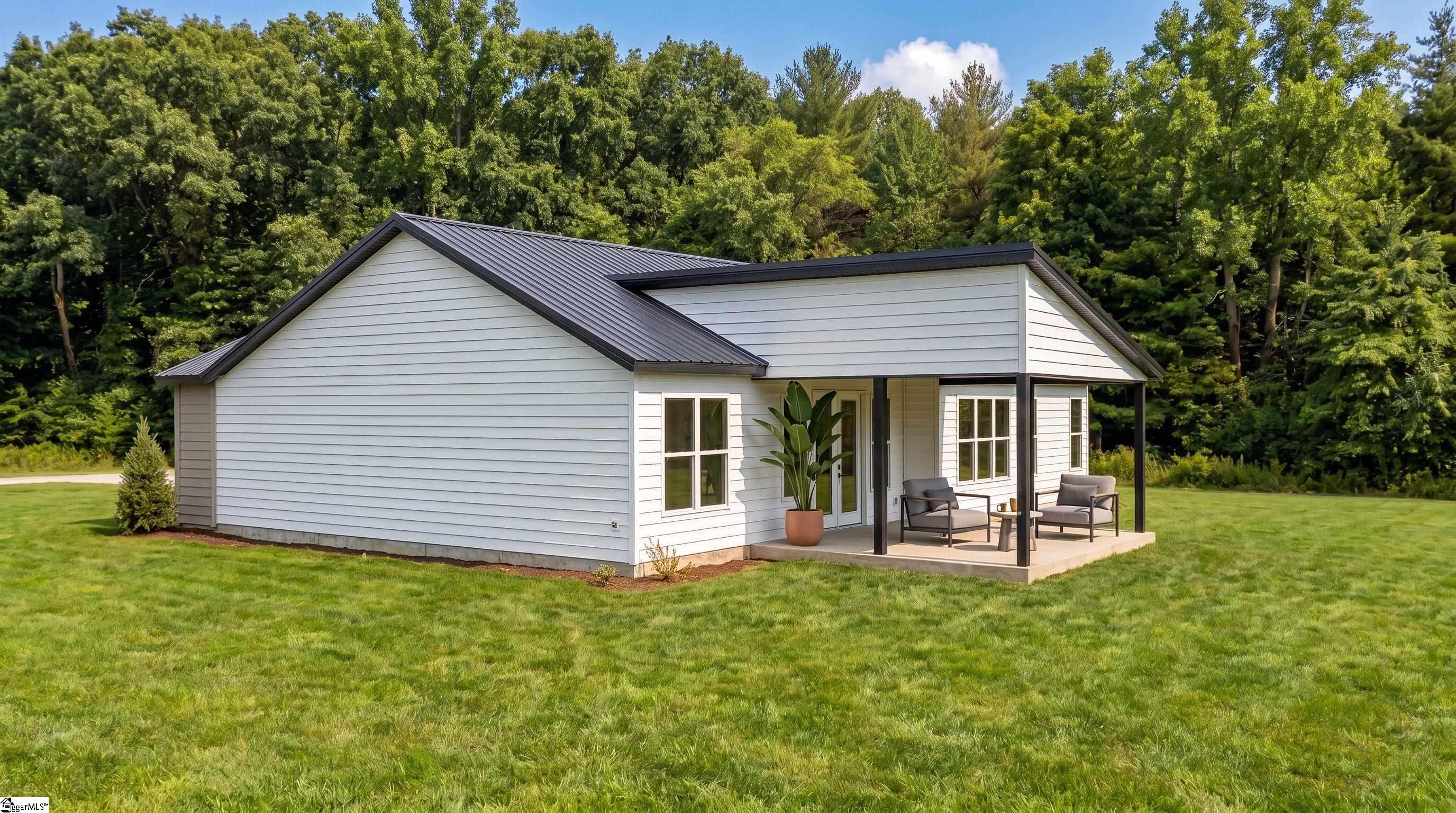 2016 Blessed Drive Property Photo 5