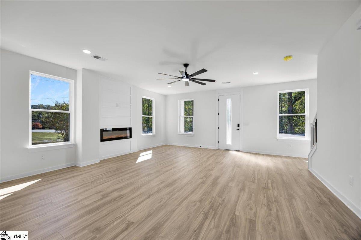 197 Eastbrook Drive Property Photo 18