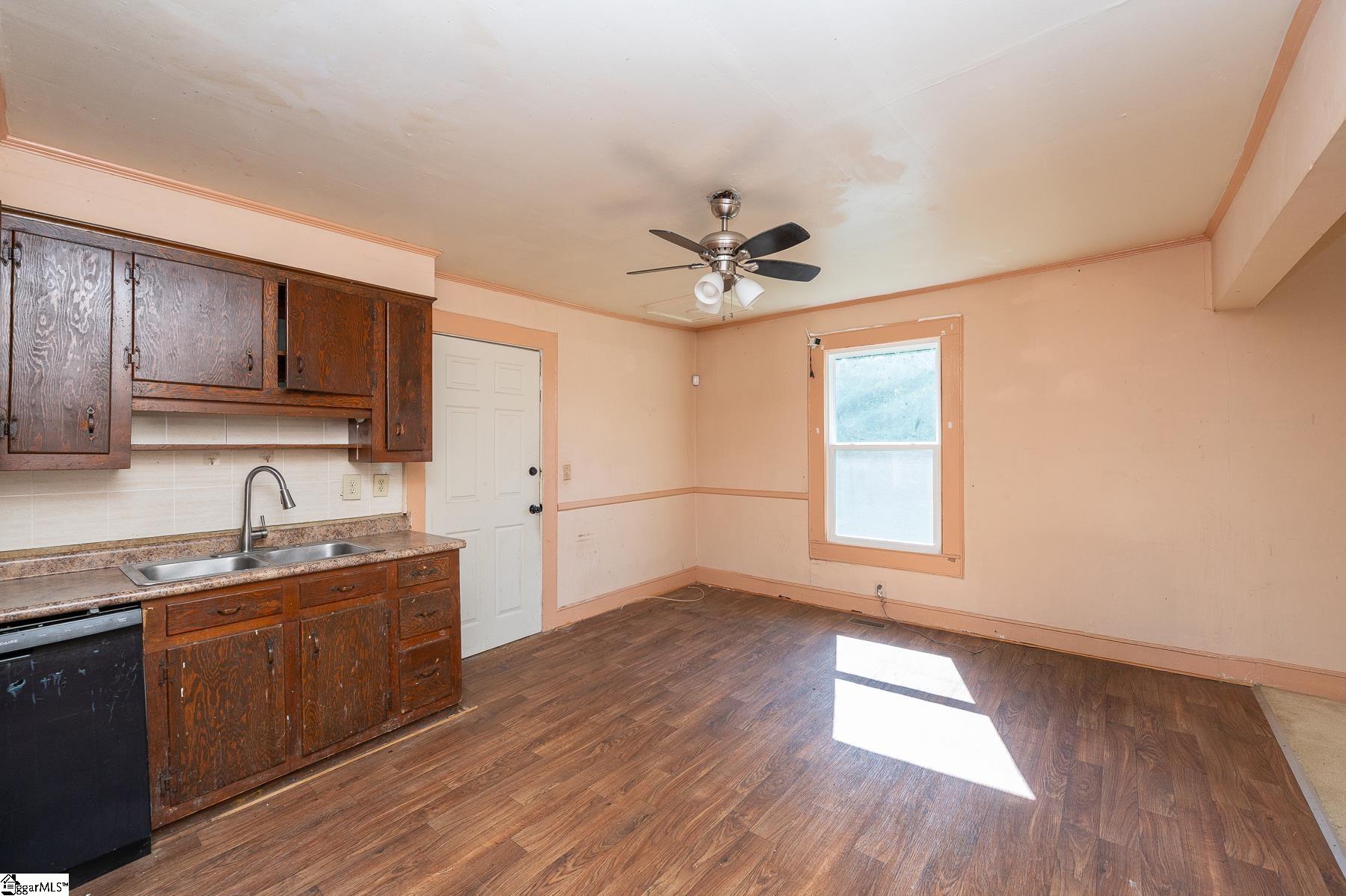 61 Orr Street Property Photo 18