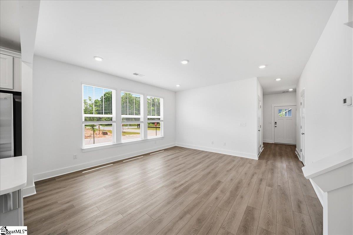 500 Round Rock Way Property Photo 10