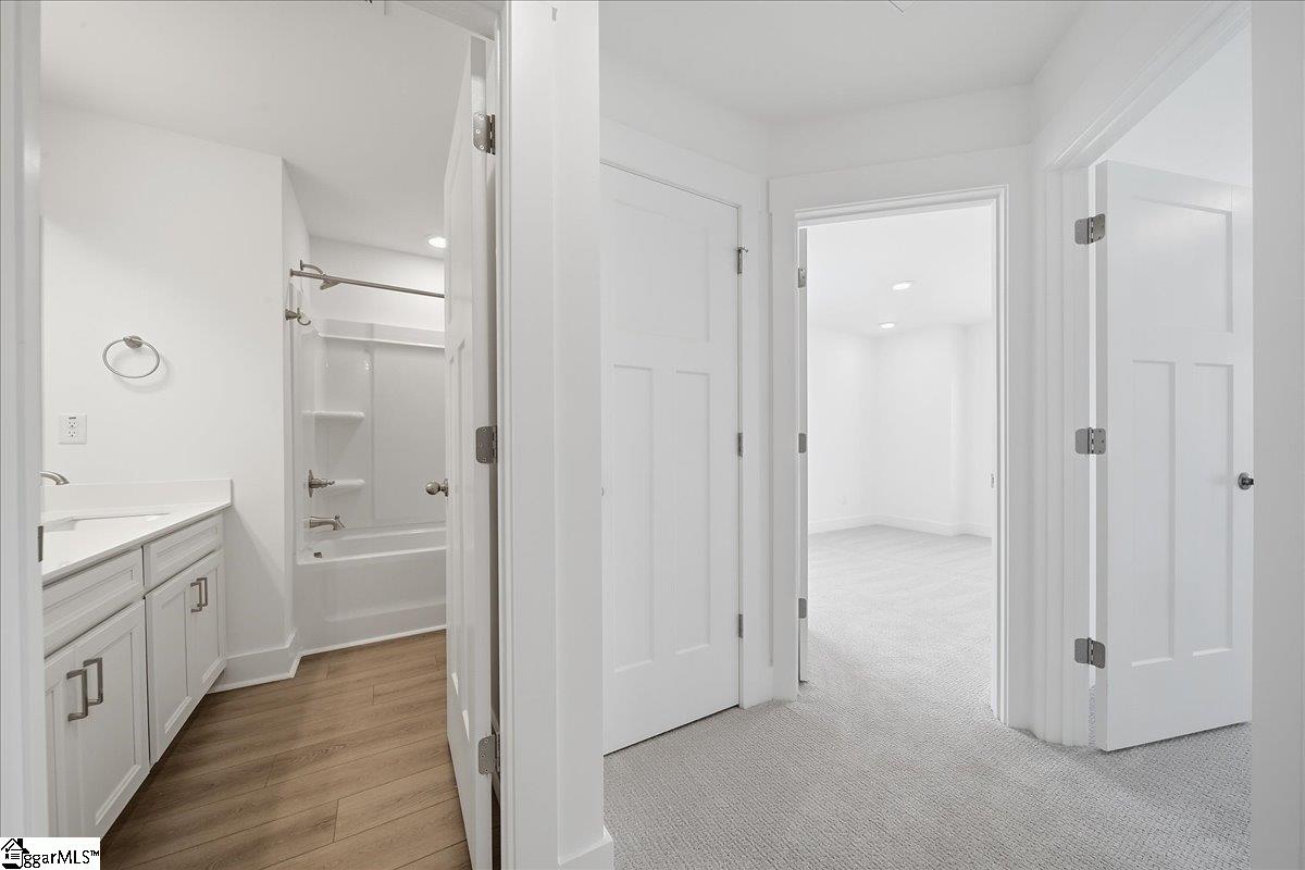 500 Round Rock Way Property Photo 12