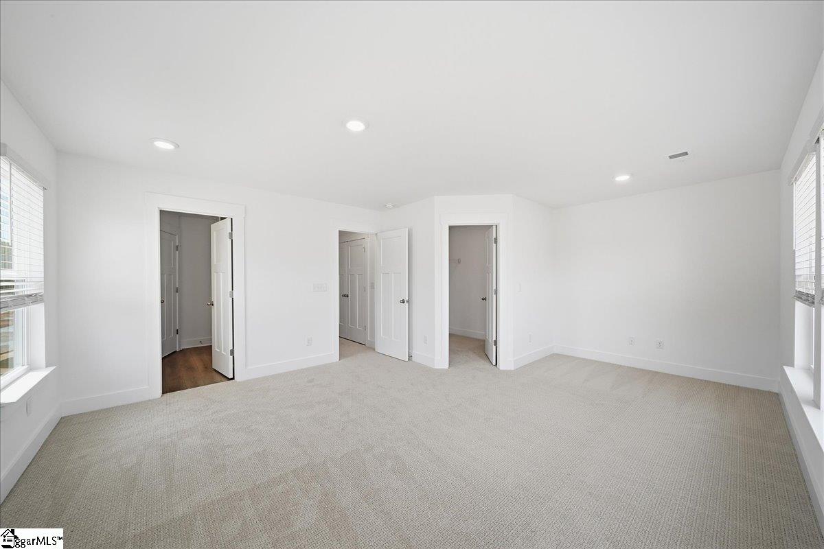 500 Round Rock Way Property Photo 13